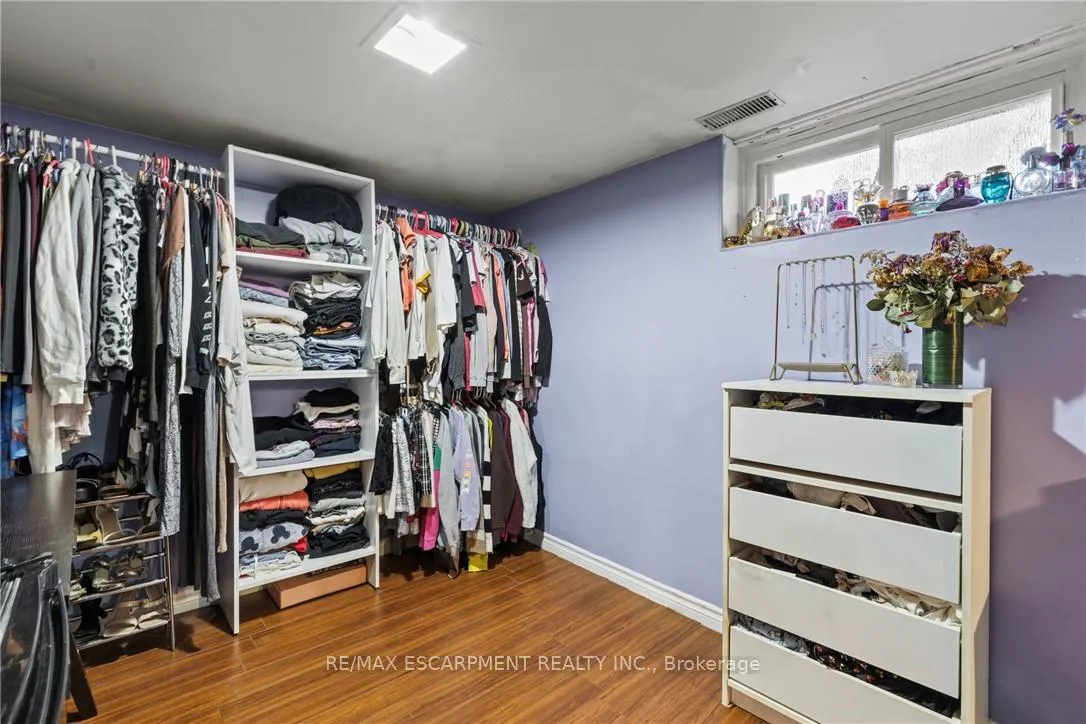 Photo 22 of 147 Summerhill Avenue, Hamilton, Glenview — HOMEH