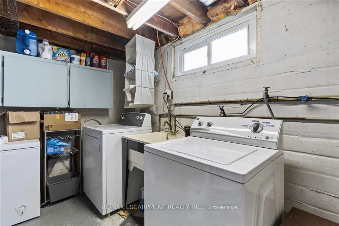 Photo 25 of 147 Summerhill Avenue, Hamilton, Glenview — HOMEH