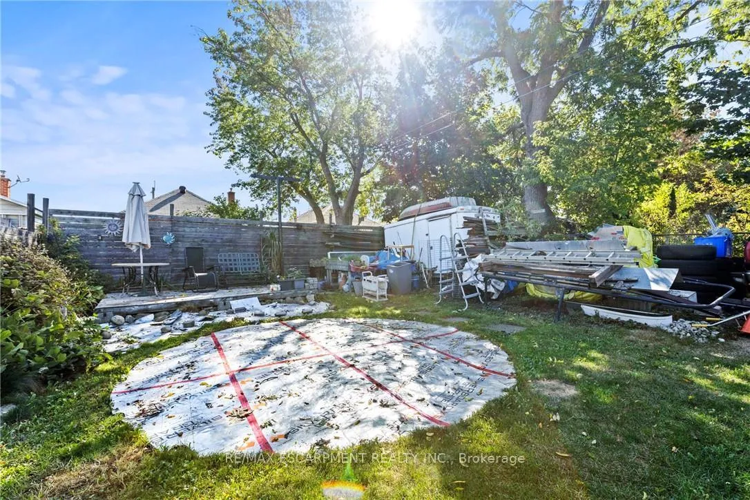 Photo 27 of 147 Summerhill Avenue, Hamilton, Glenview — HOMEH