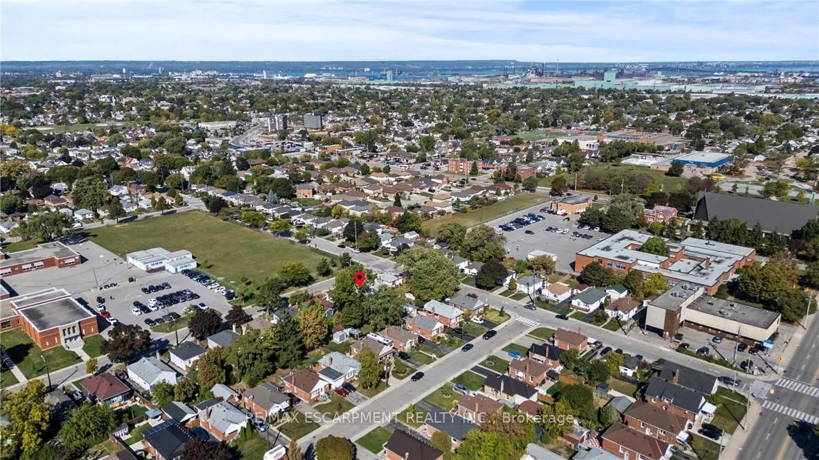 Photo 32 of 147 Summerhill Avenue, Hamilton, Glenview — HOMEH