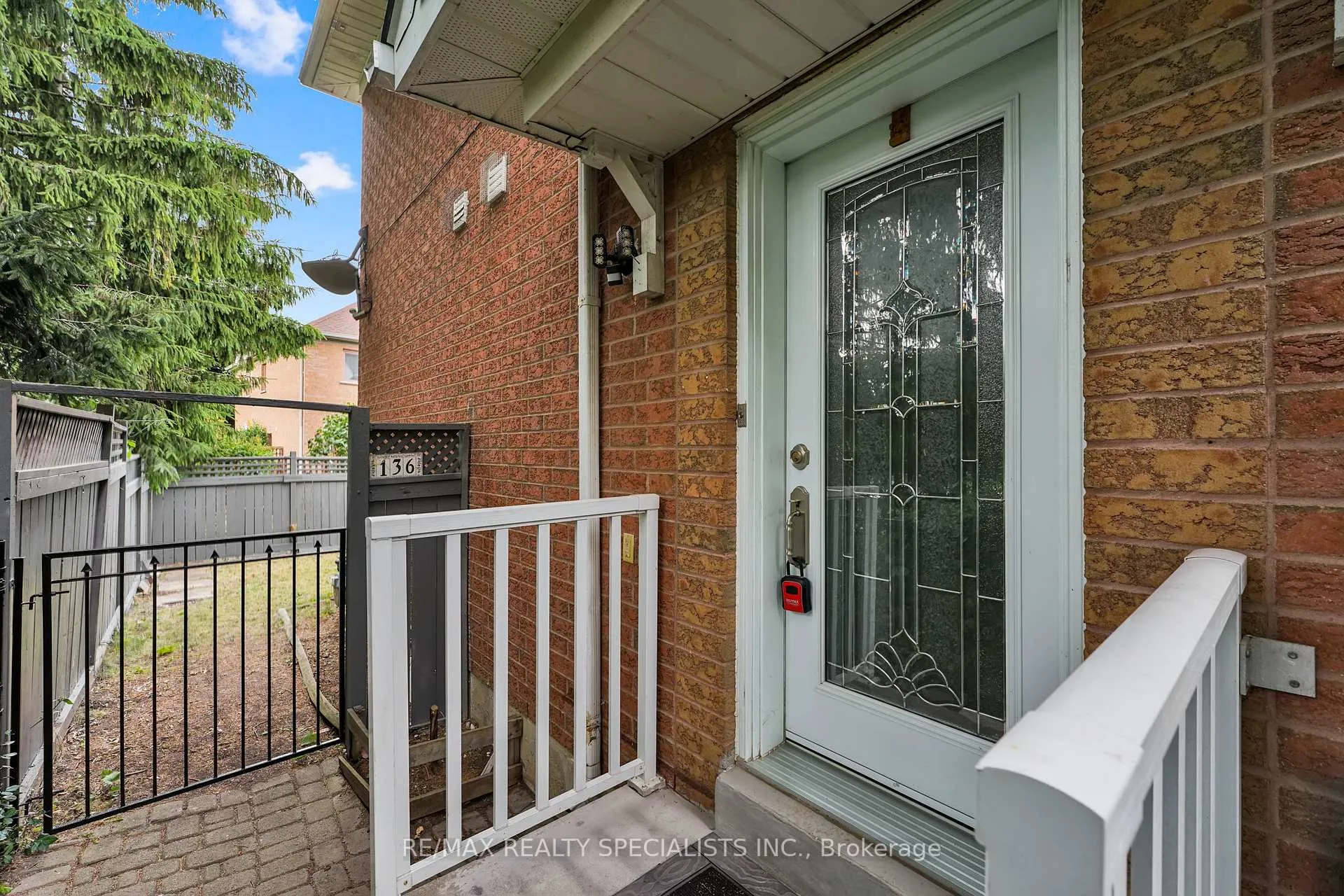 Photo 2 of 136 Clover Bloom Road, Brampton, Sandringham-Wellington — HOMEH