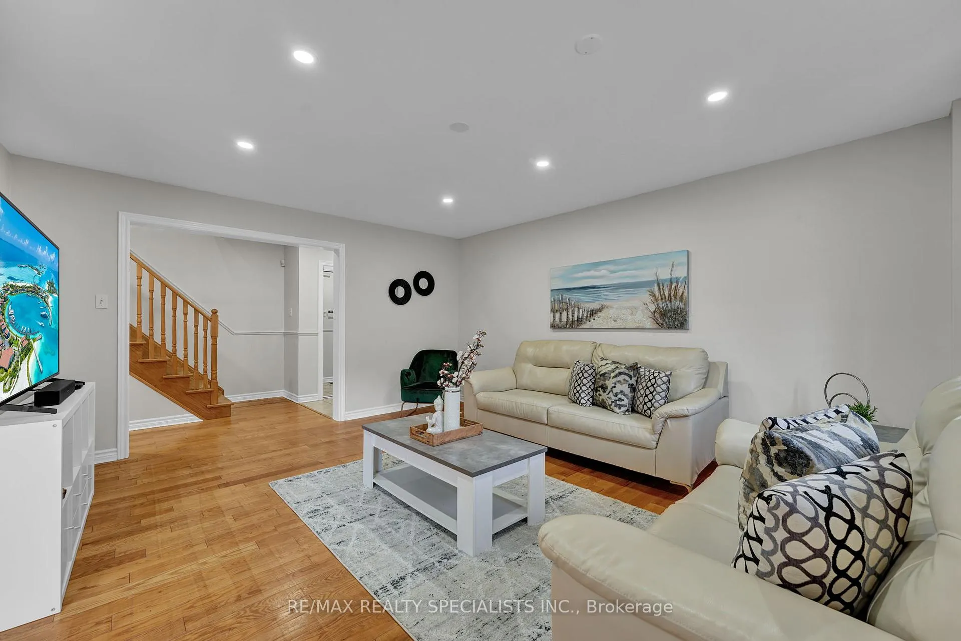Photo 7 of 136 Clover Bloom Road, Brampton, Sandringham-Wellington — HOMEH