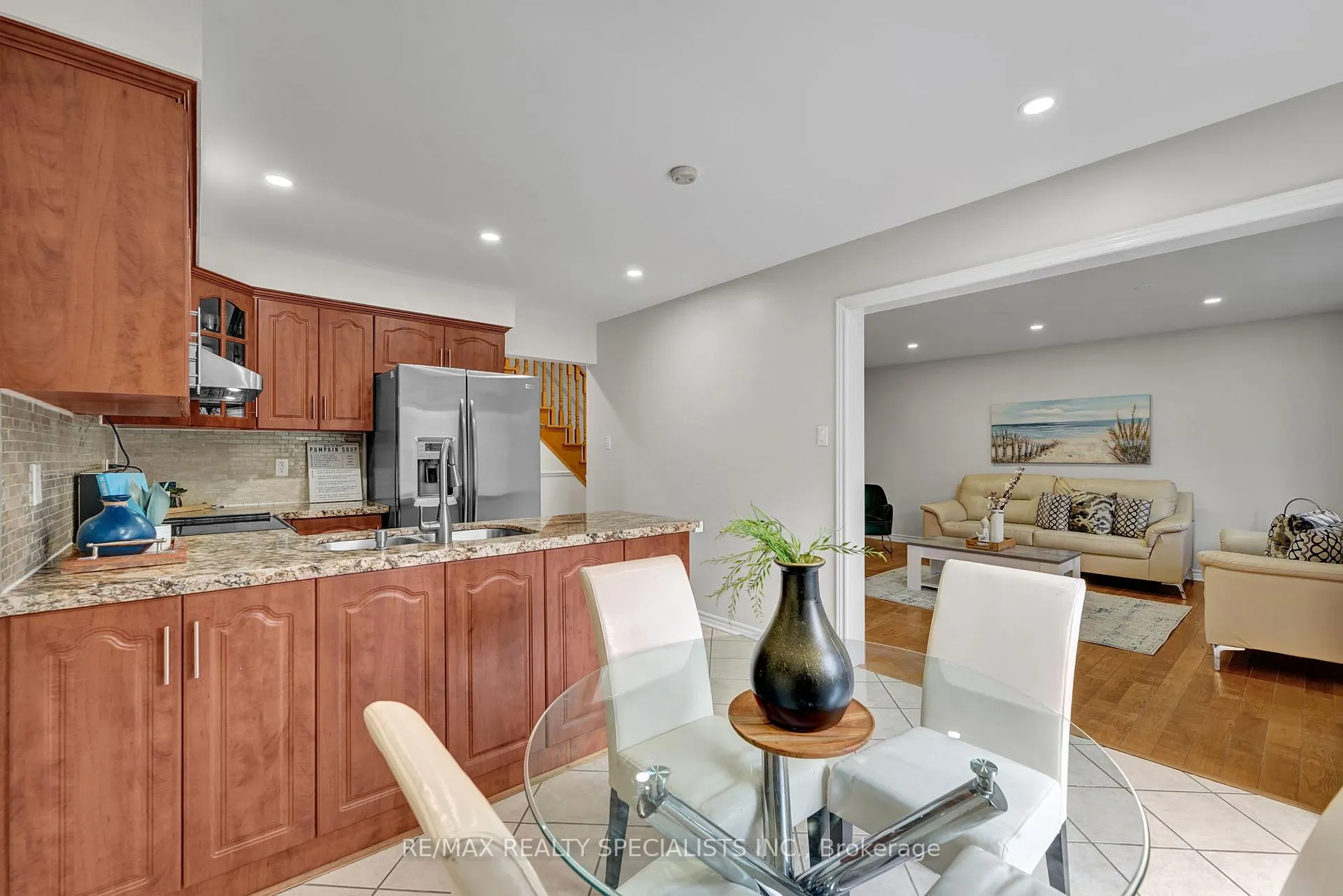 Photo 15 of 136 Clover Bloom Road, Brampton, Sandringham-Wellington — HOMEH
