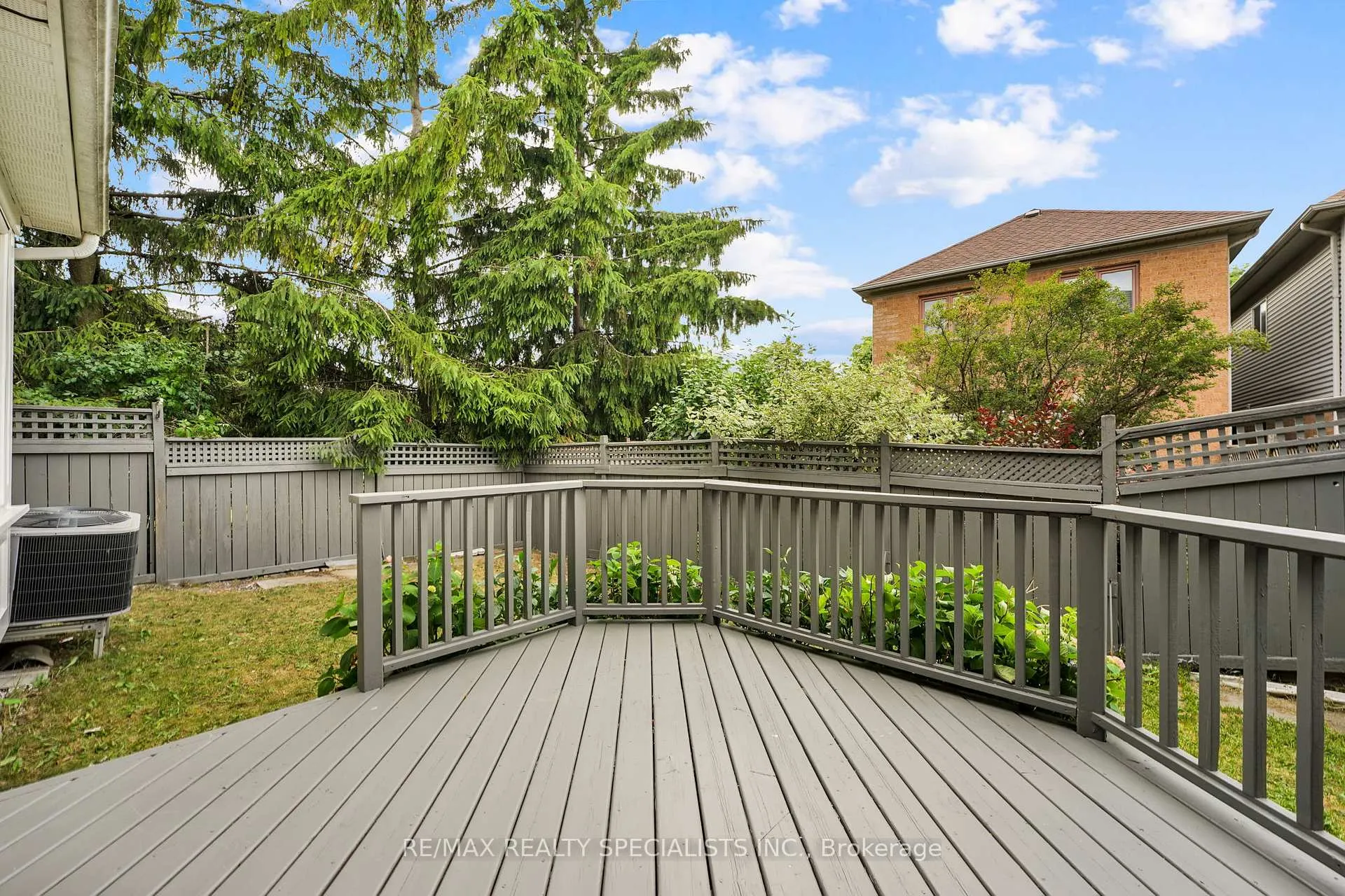 Photo 35 of 136 Clover Bloom Road, Brampton, Sandringham-Wellington — HOMEH