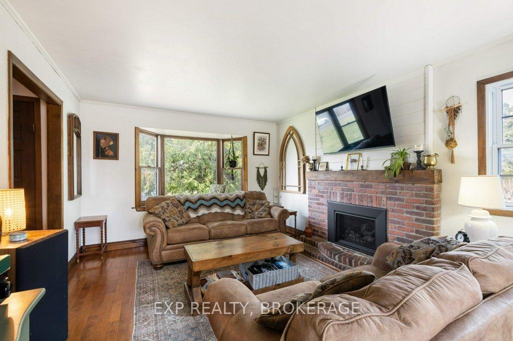 Photo 5 of 1038 McCallum Lane, Frontenac, Frontenac South — HOMEH