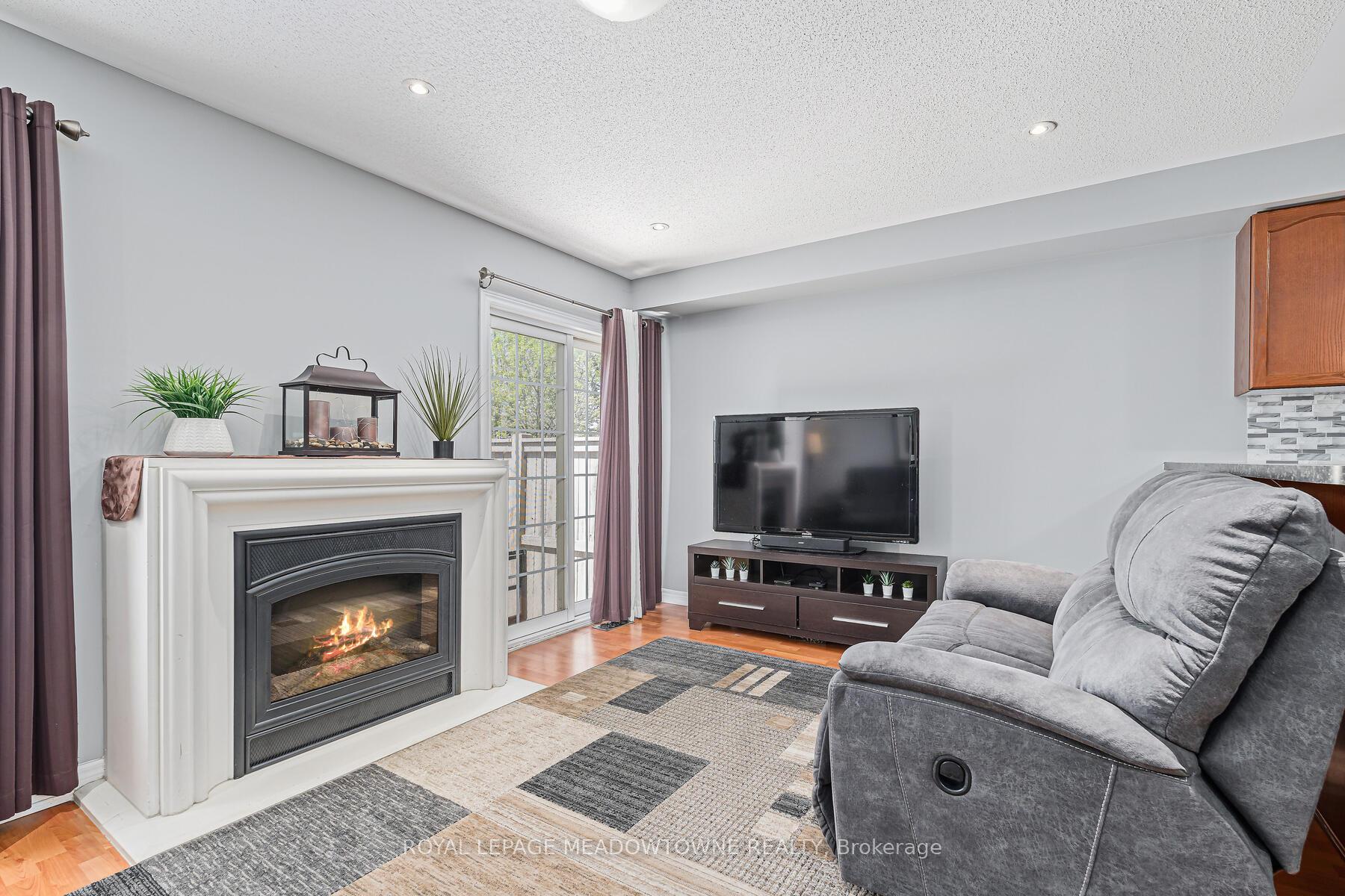 Photo 14 of Unit 11, 102 Cedarbrook Road, Brampton, Sandringham-Wellington — HOMEH