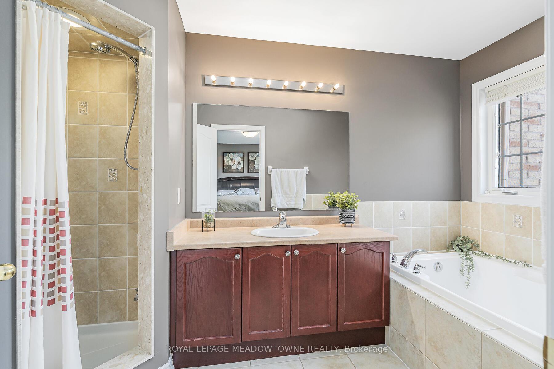 Photo 22 of Unit 11, 102 Cedarbrook Road, Brampton, Sandringham-Wellington — HOMEH