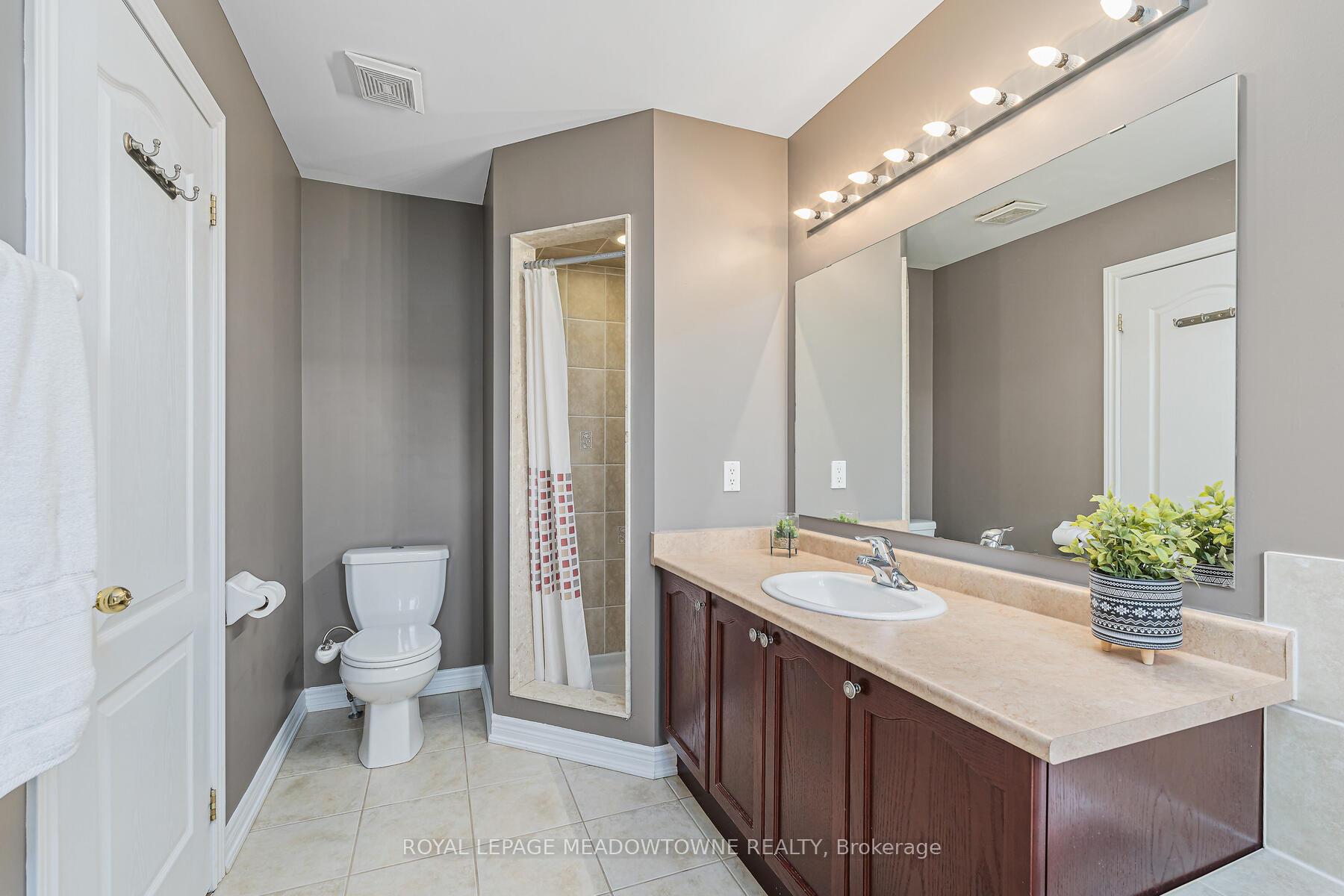 Photo 24 of Unit 11, 102 Cedarbrook Road, Brampton, Sandringham-Wellington — HOMEH