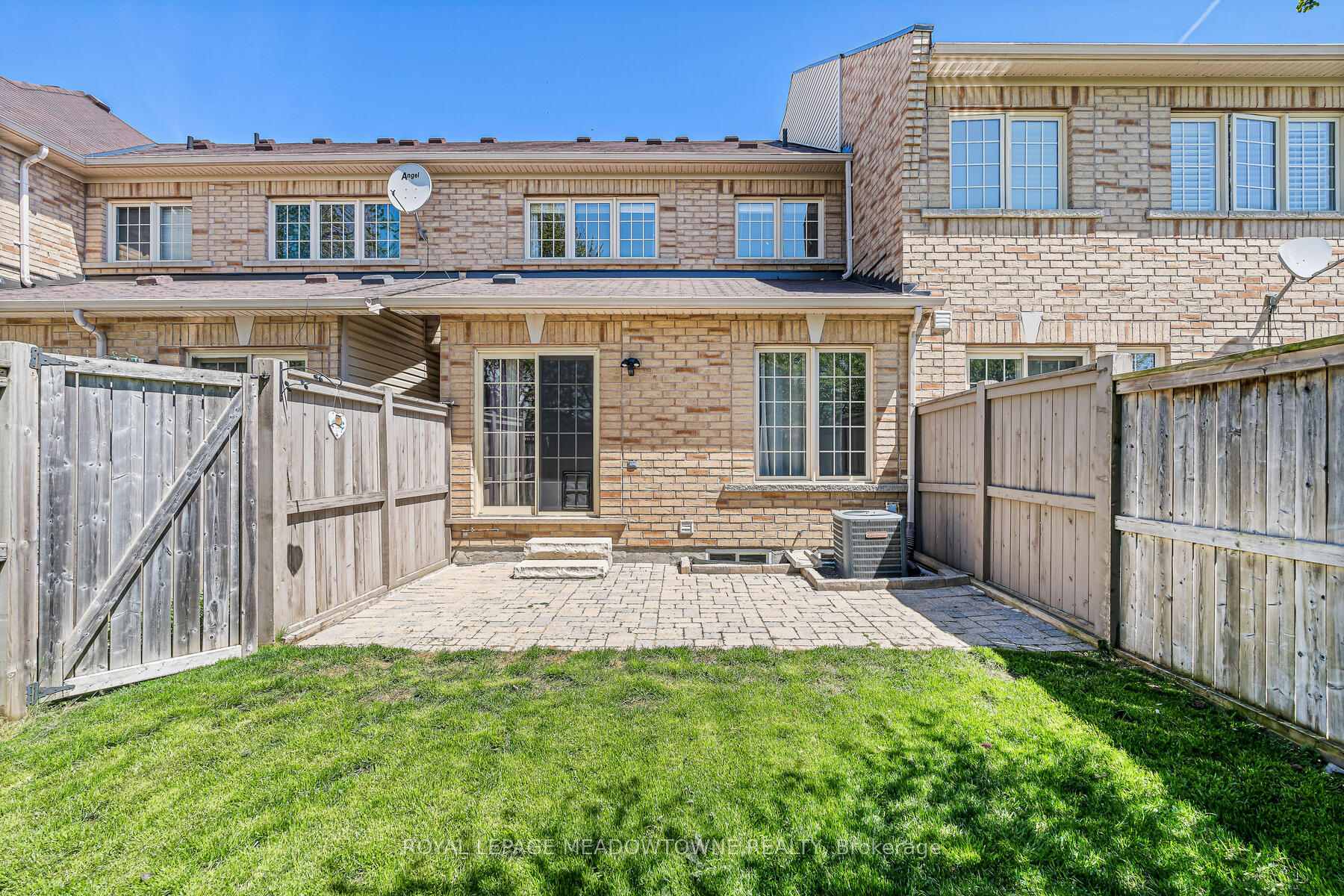 Photo 34 of Unit 11, 102 Cedarbrook Road, Brampton, Sandringham-Wellington — HOMEH