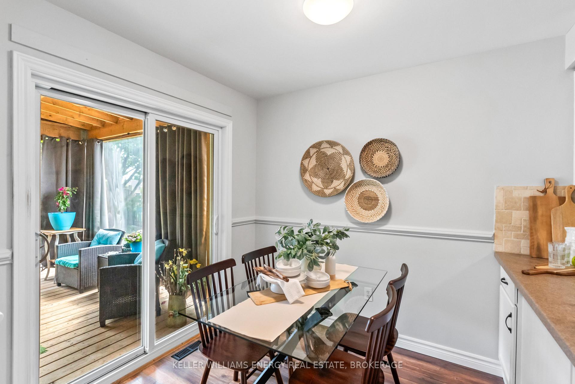 Photo 10 of 86 Somerscales Drive, Clarington, Bowmanville — HOMEH