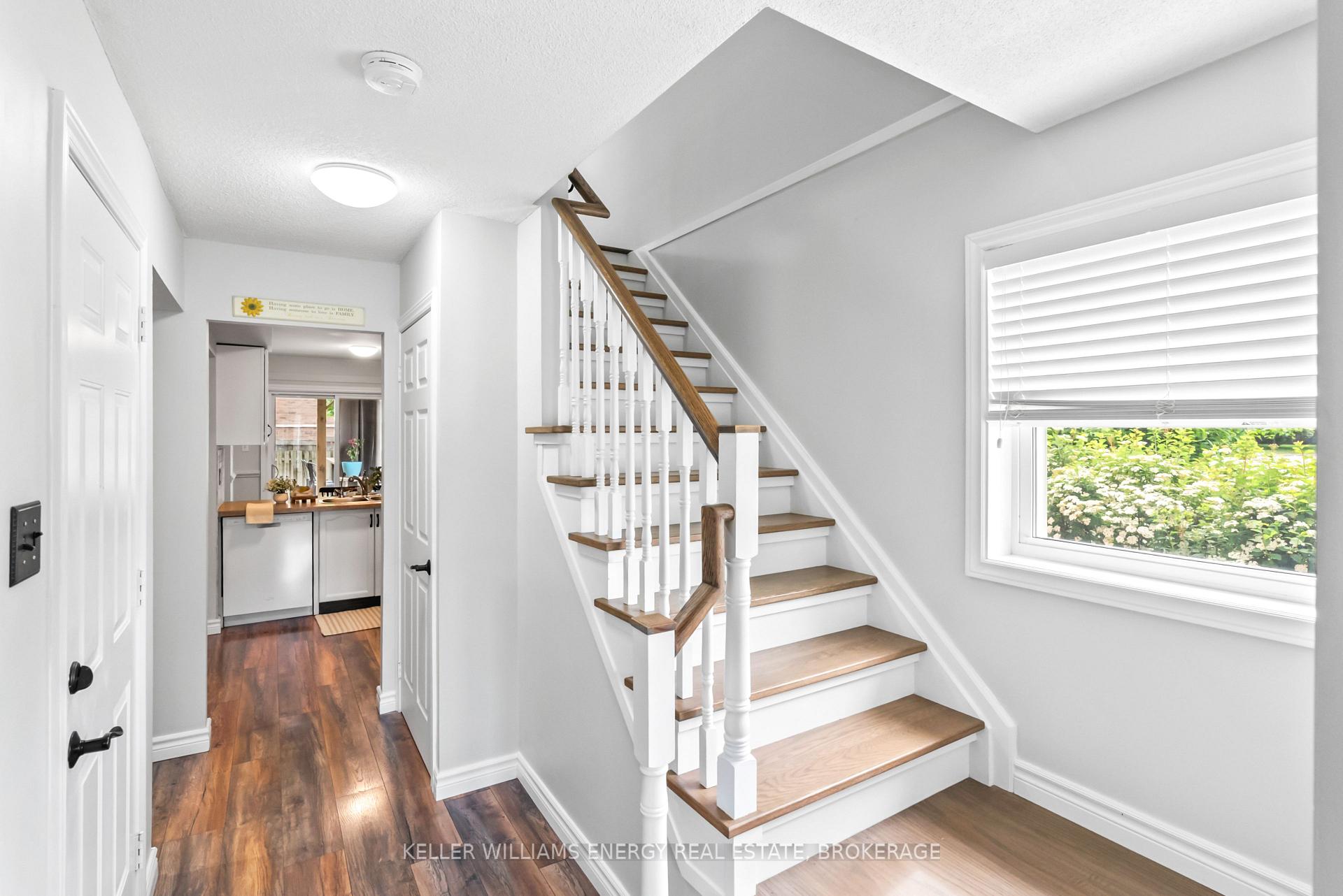 Photo 11 of 86 Somerscales Drive, Clarington, Bowmanville — HOMEH