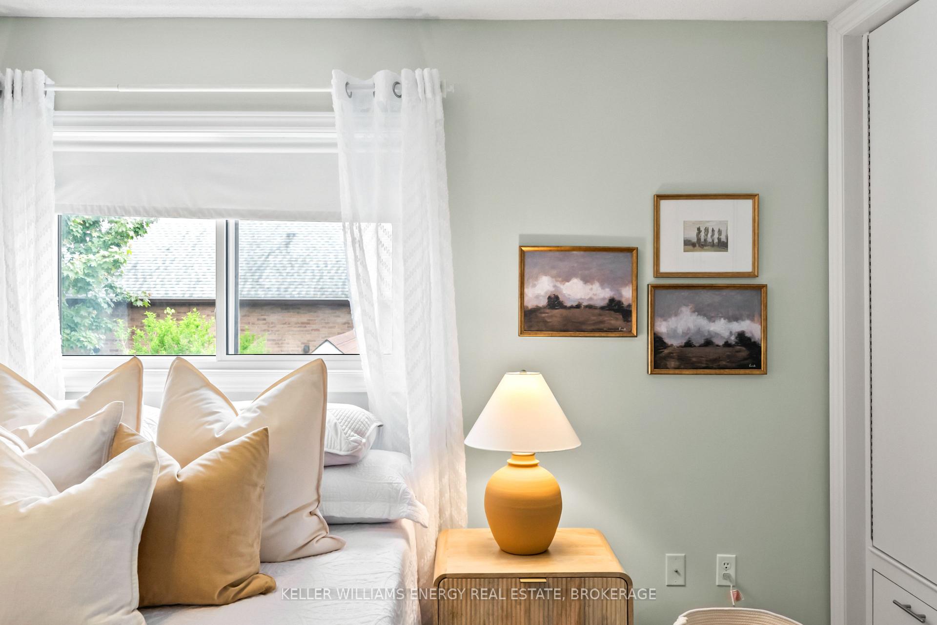 Photo 13 of 86 Somerscales Drive, Clarington, Bowmanville — HOMEH