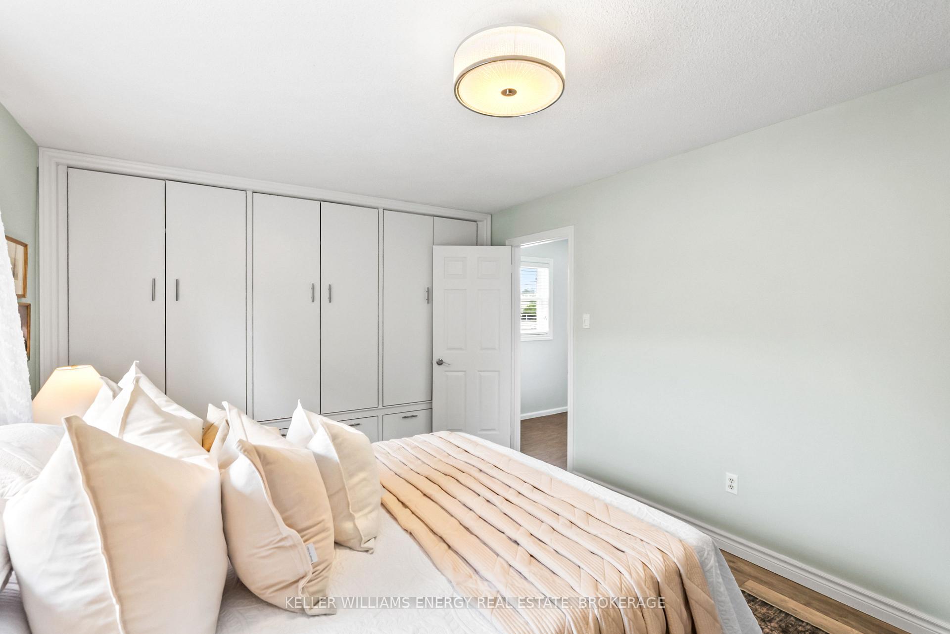 Photo 14 of 86 Somerscales Drive, Clarington, Bowmanville — HOMEH