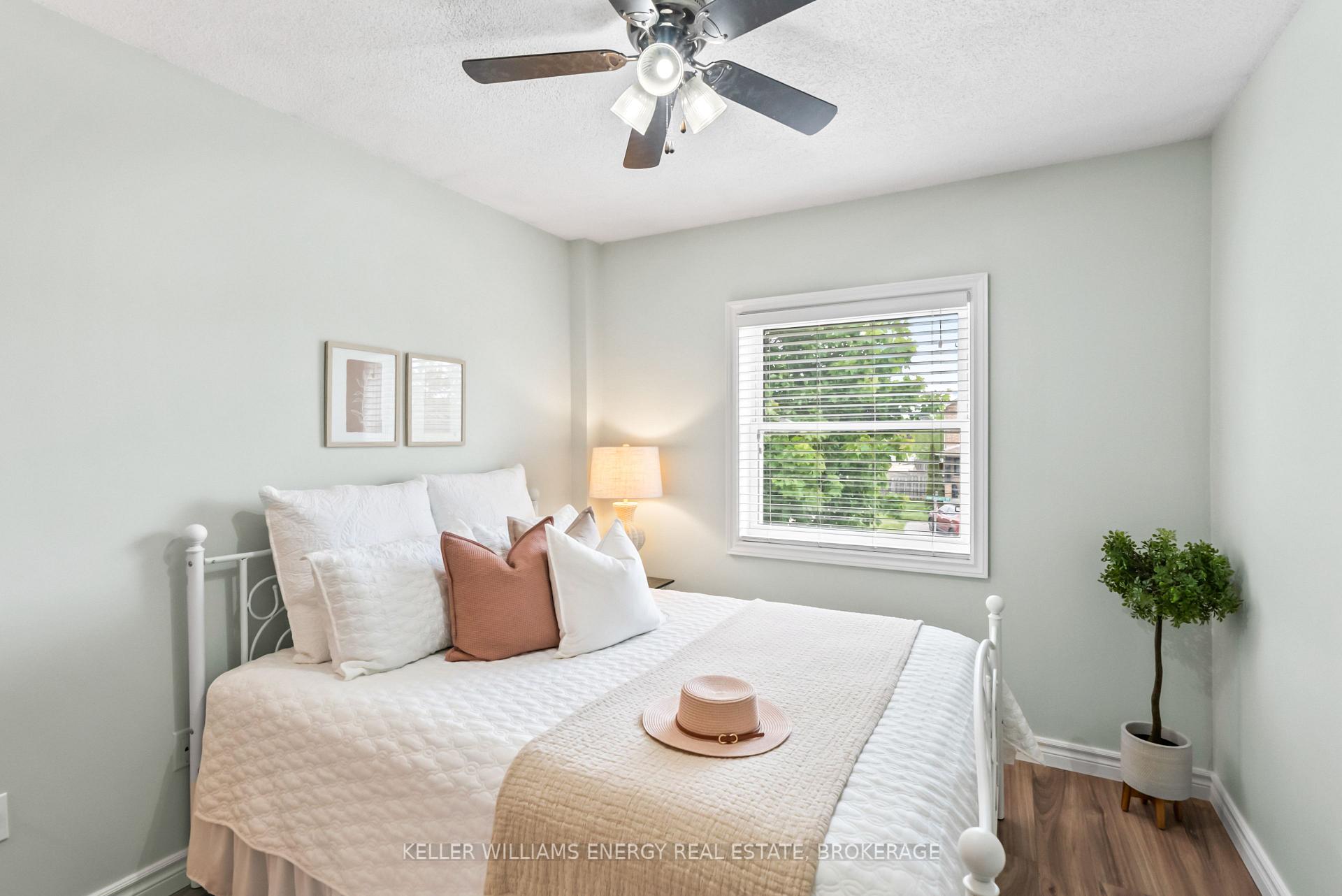 Photo 16 of 86 Somerscales Drive, Clarington, Bowmanville — HOMEH