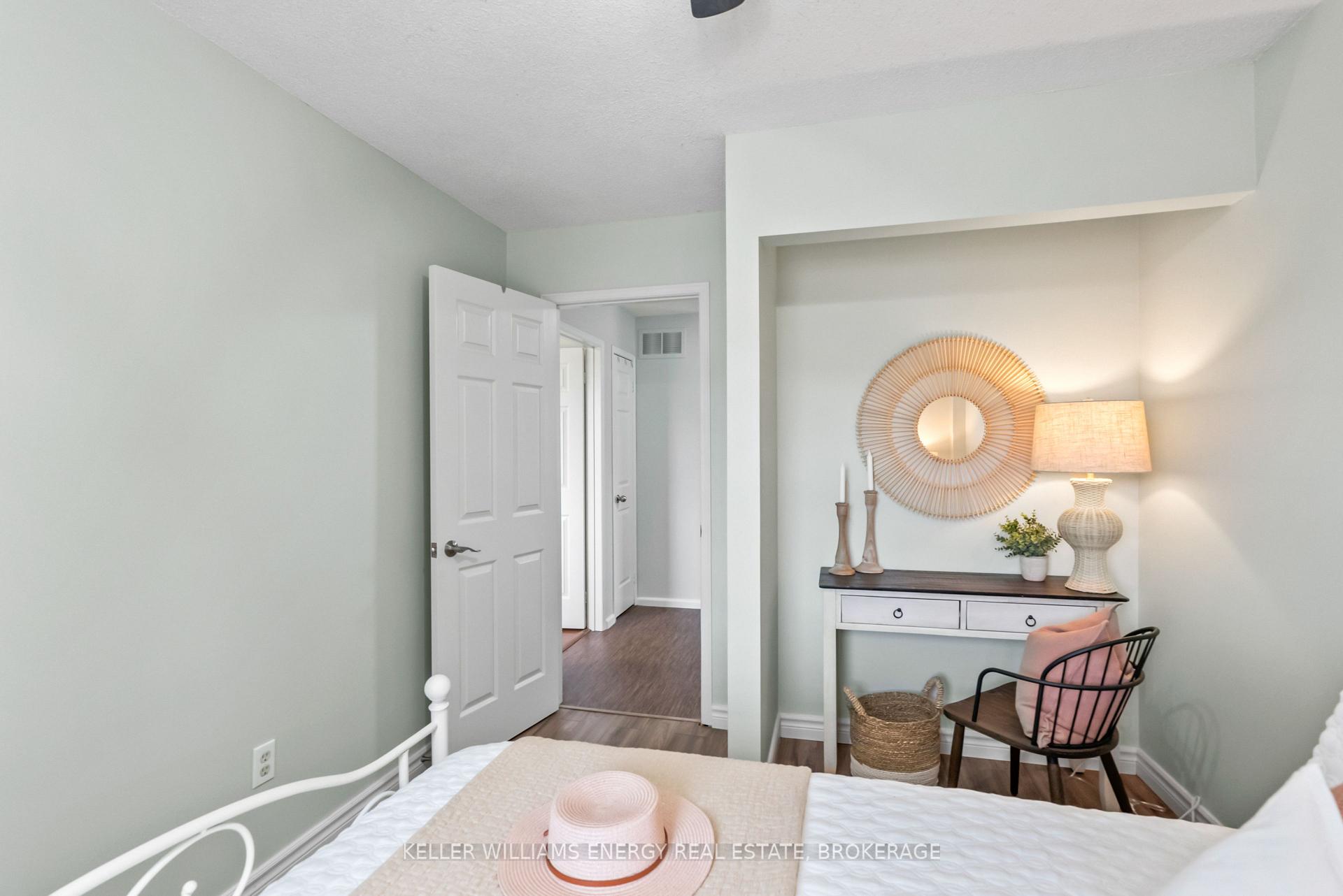 Photo 17 of 86 Somerscales Drive, Clarington, Bowmanville — HOMEH