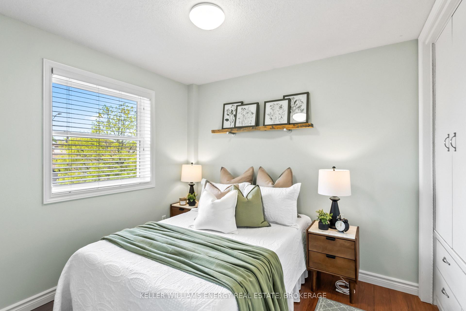 Photo 18 of 86 Somerscales Drive, Clarington, Bowmanville — HOMEH