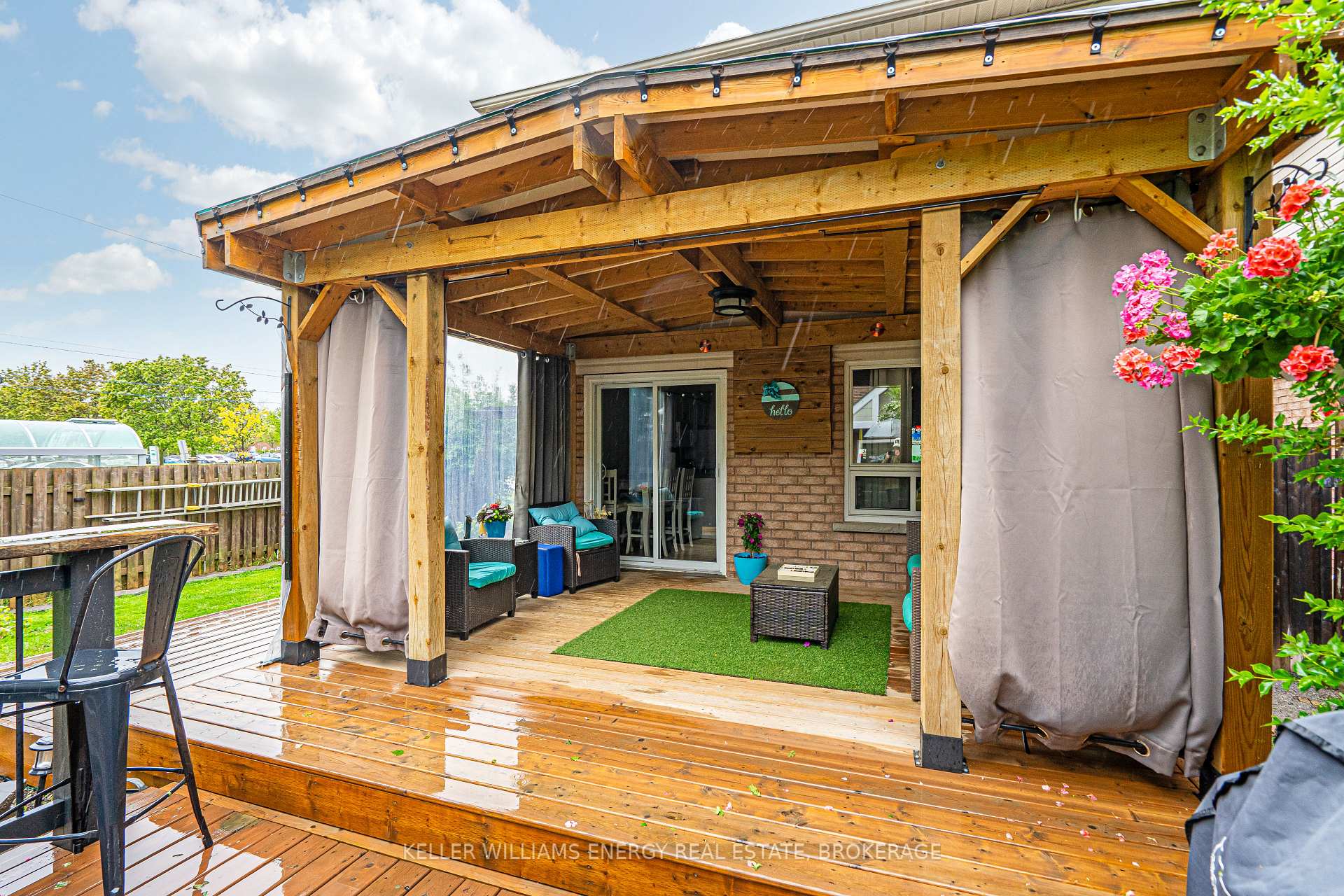 Photo 26 of 86 Somerscales Drive, Clarington, Bowmanville — HOMEH