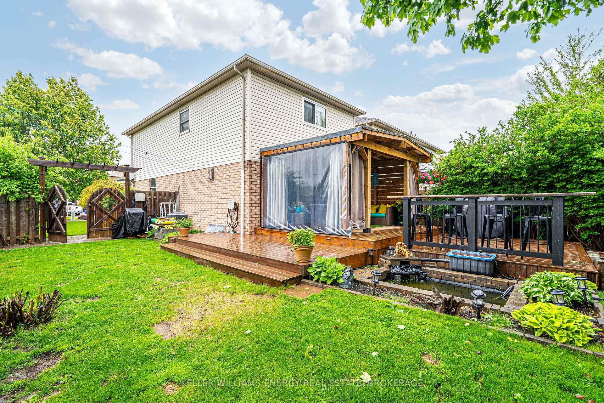 Photo 32 of 86 Somerscales Drive, Clarington, Bowmanville — HOMEH