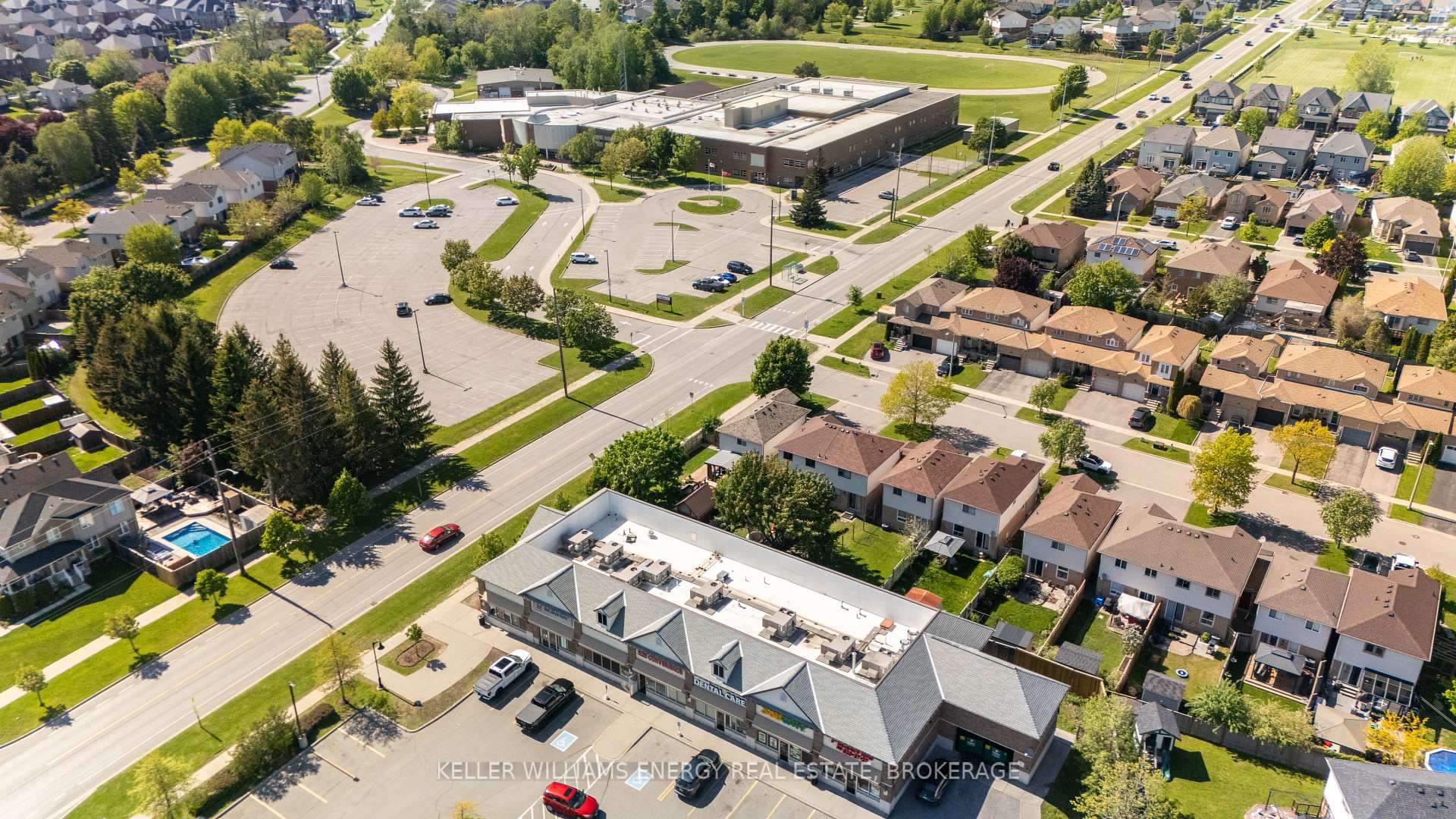 Photo 36 of 86 Somerscales Drive, Clarington, Bowmanville — HOMEH