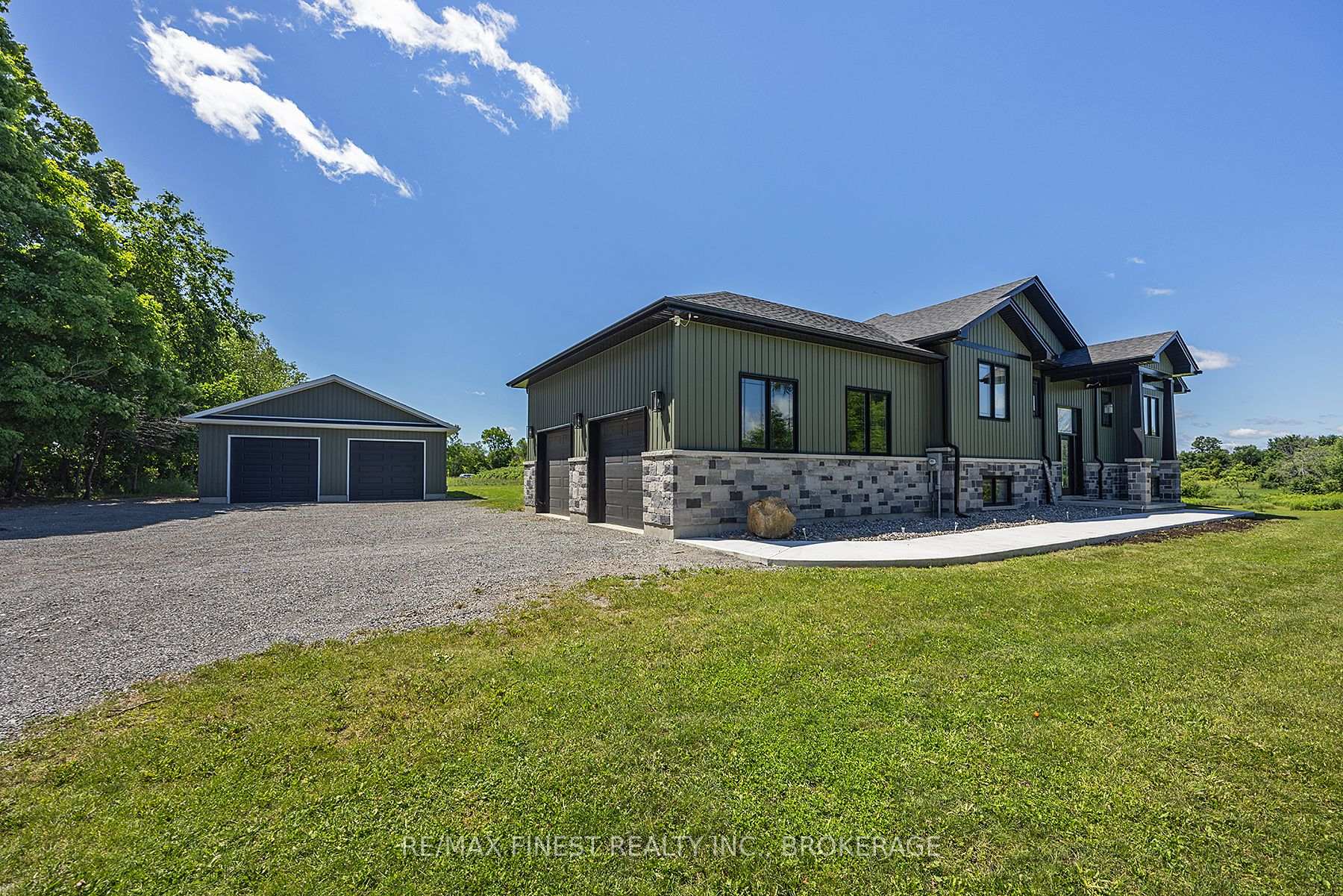 Photo 1 of 3541 Greenfield Road, Frontenac, Frontenac South — HOMEH