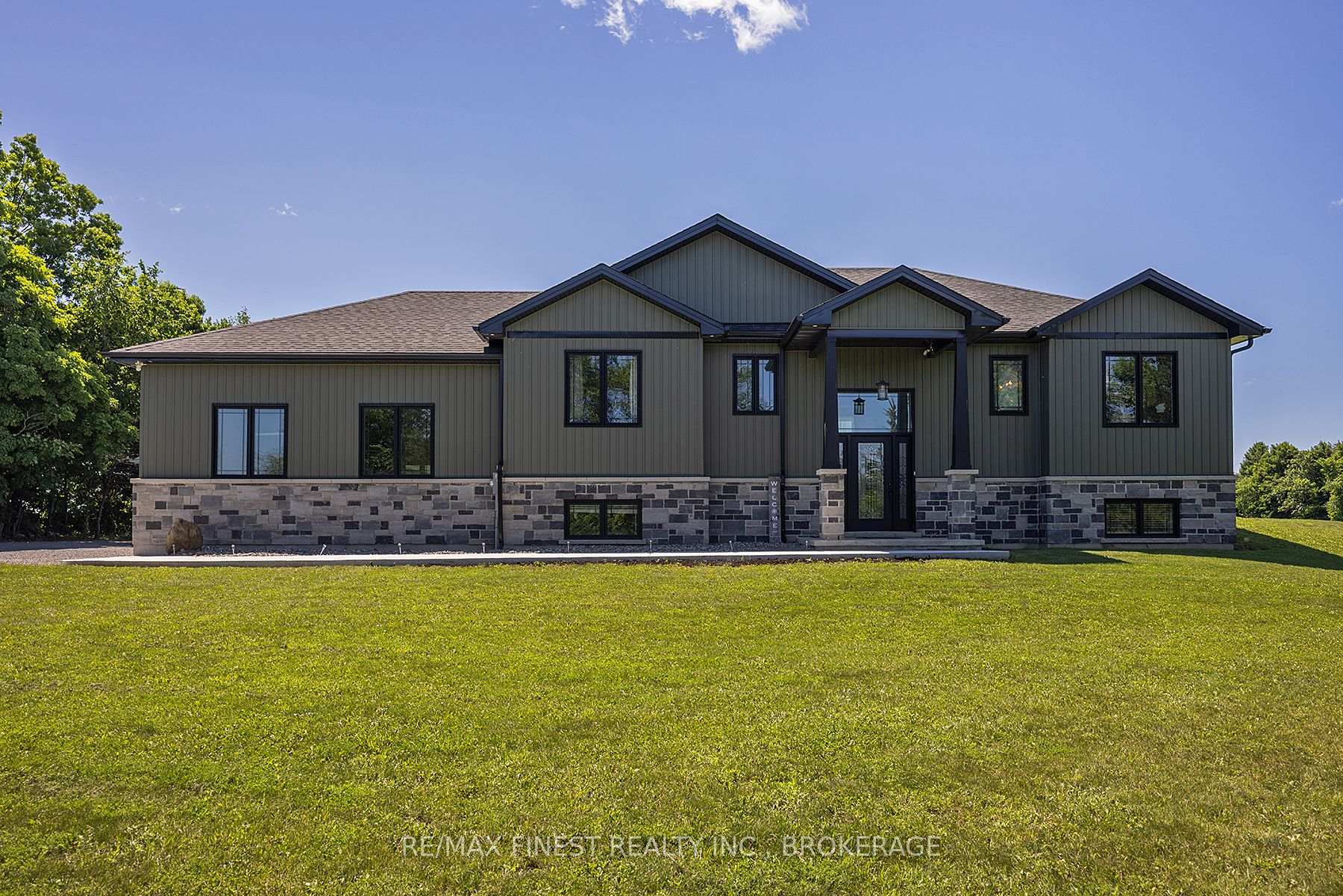 Photo 2 of 3541 Greenfield Road, Frontenac, Frontenac South — HOMEH
