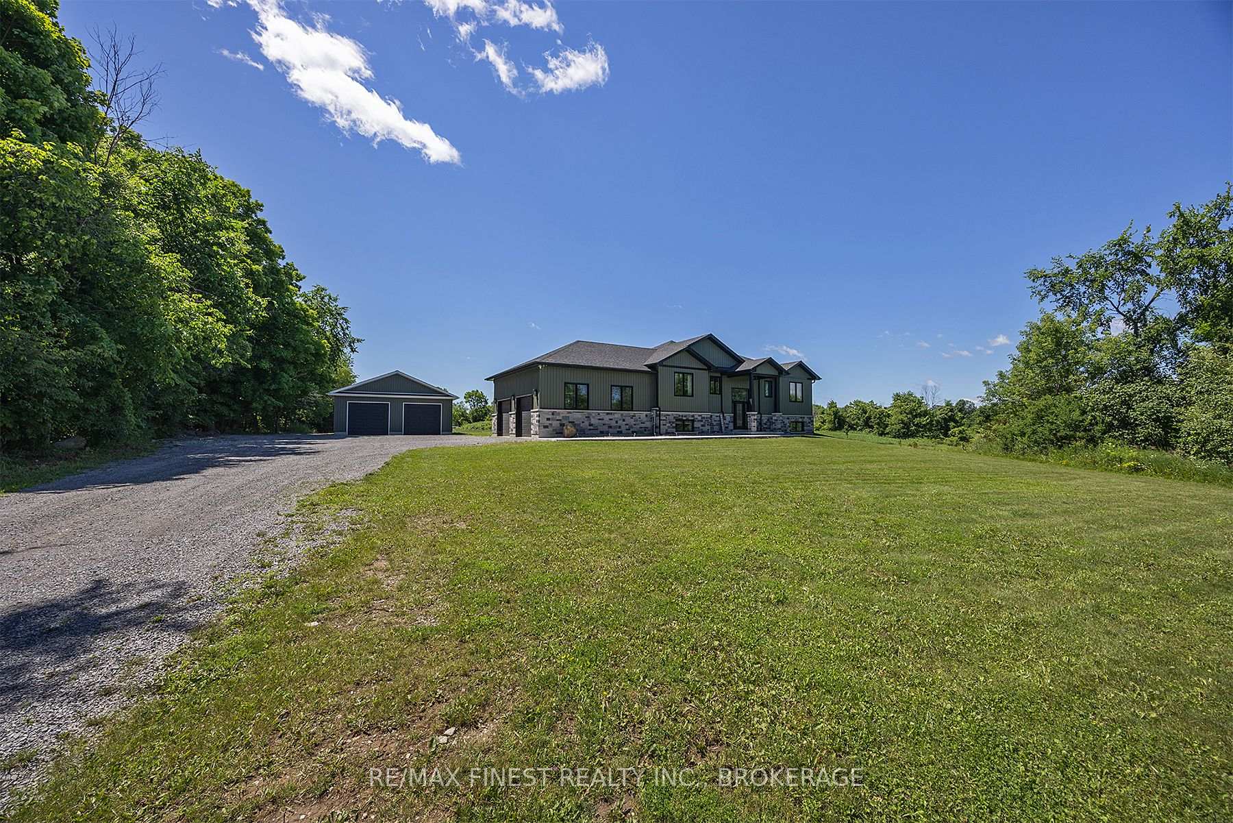 Photo 3 of 3541 Greenfield Road, Frontenac, Frontenac South — HOMEH