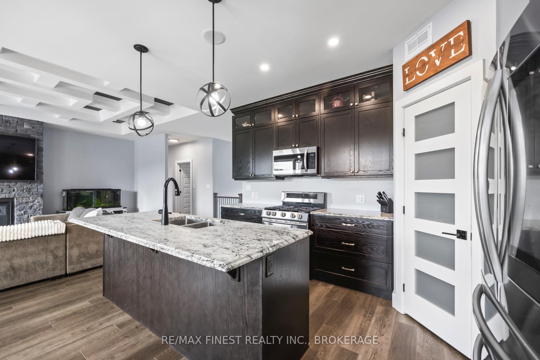 Photo 10 of 3541 Greenfield Road, Frontenac, Frontenac South — HOMEH