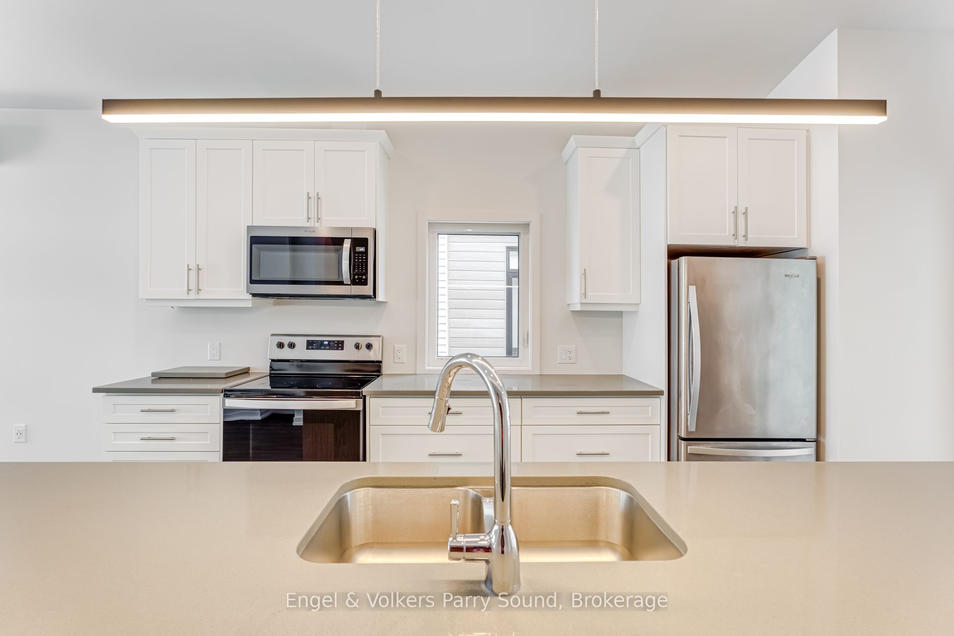 Photo 46 of Unit 1, 63 Winnifred Avenue, Parry Sound — HOMEH