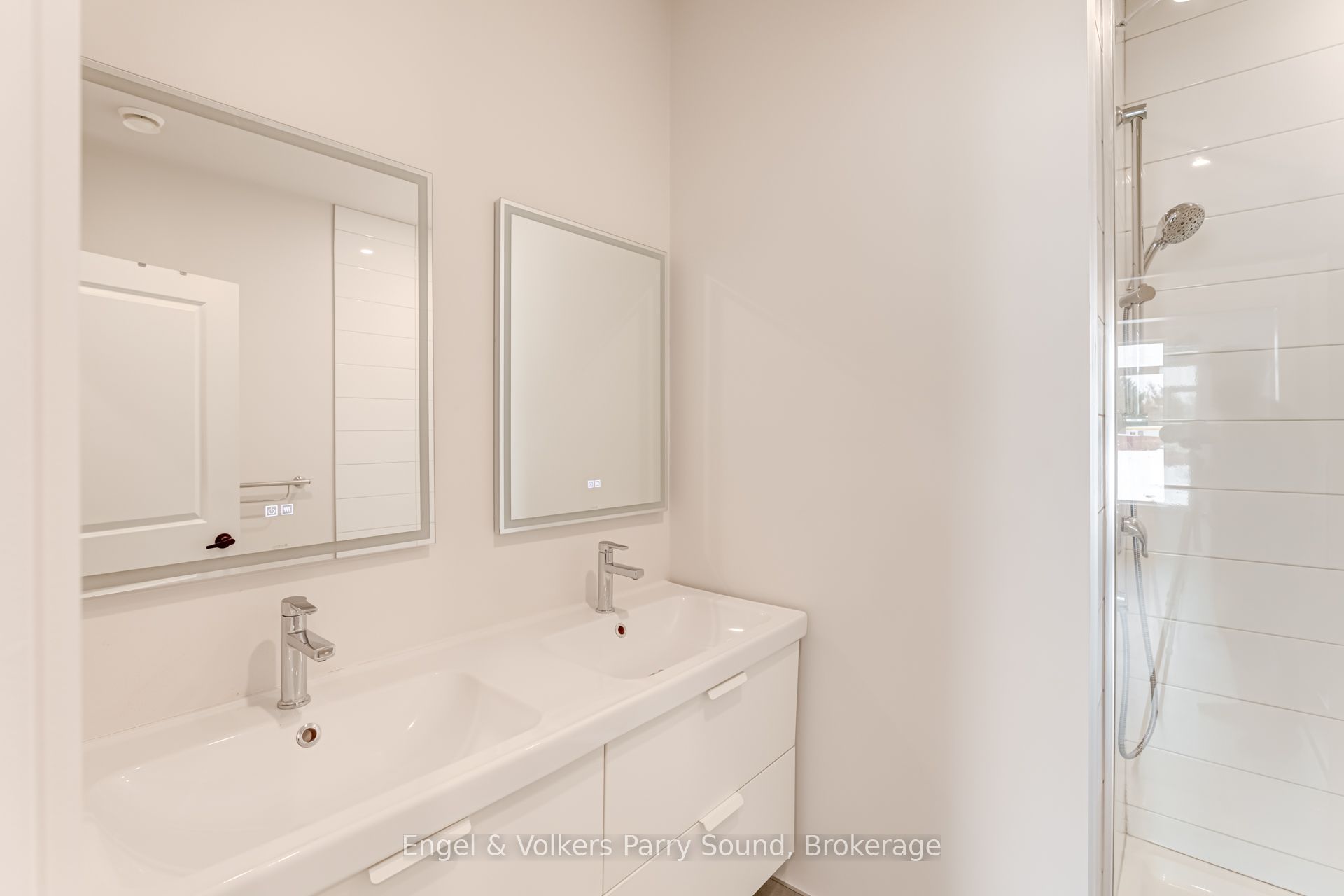 Photo 56 of Unit 1, 63 Winnifred Avenue, Parry Sound — HOMEH