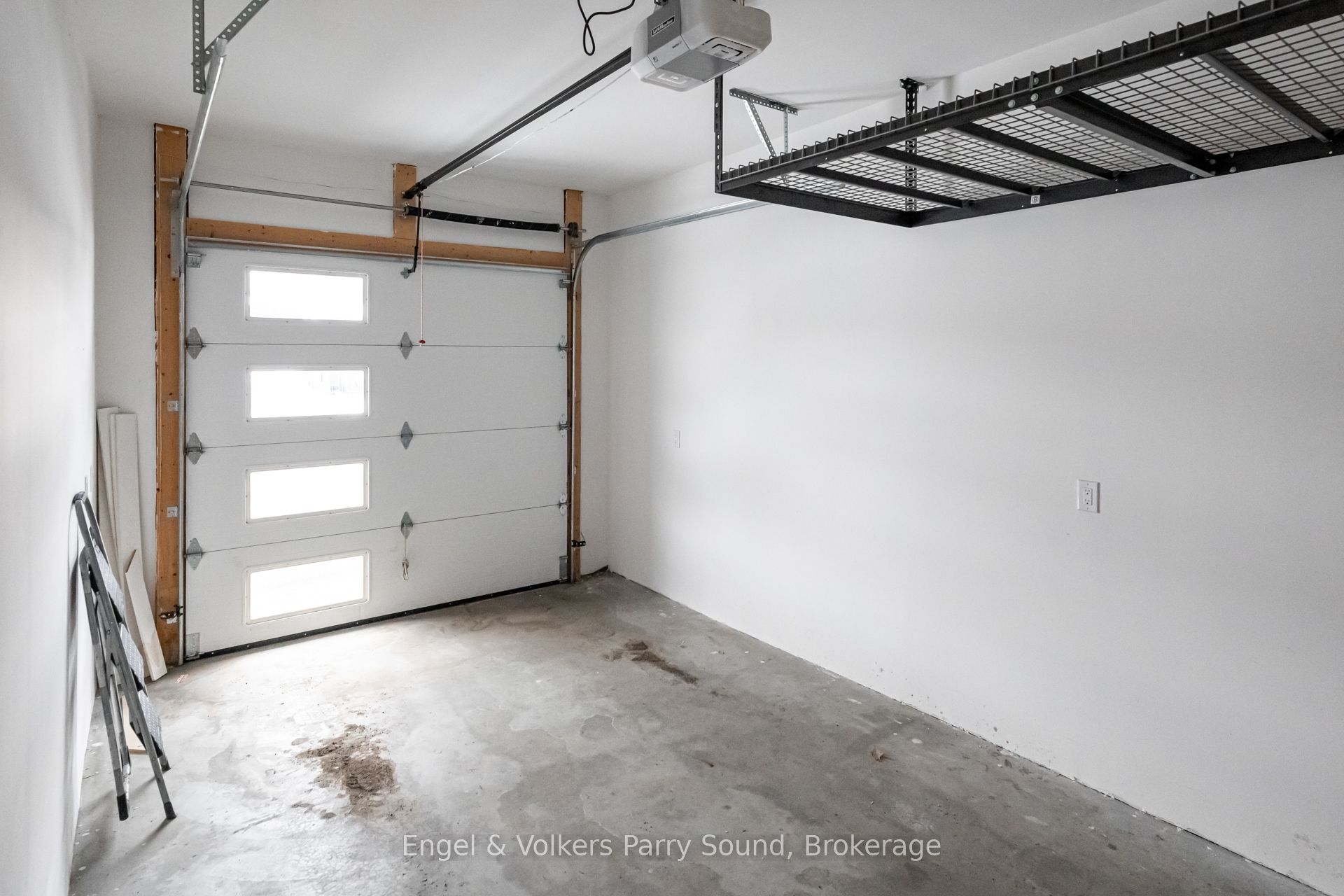 Photo 67 of Unit 1, 63 Winnifred Avenue, Parry Sound — HOMEH