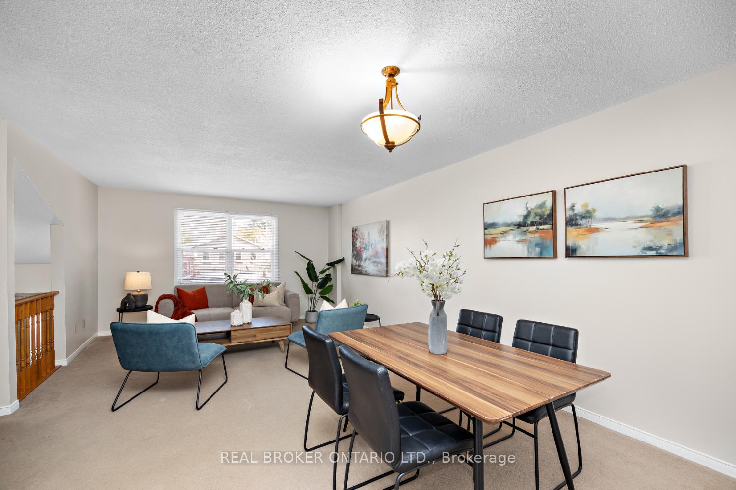 Photo 8 of 7 Kingsview Court, Clarington, Courtice — HOMEH