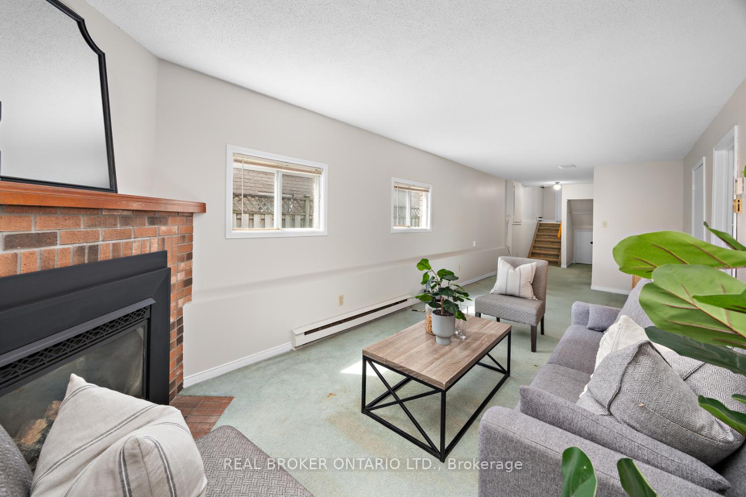 Photo 19 of 7 Kingsview Court, Clarington, Courtice — HOMEH