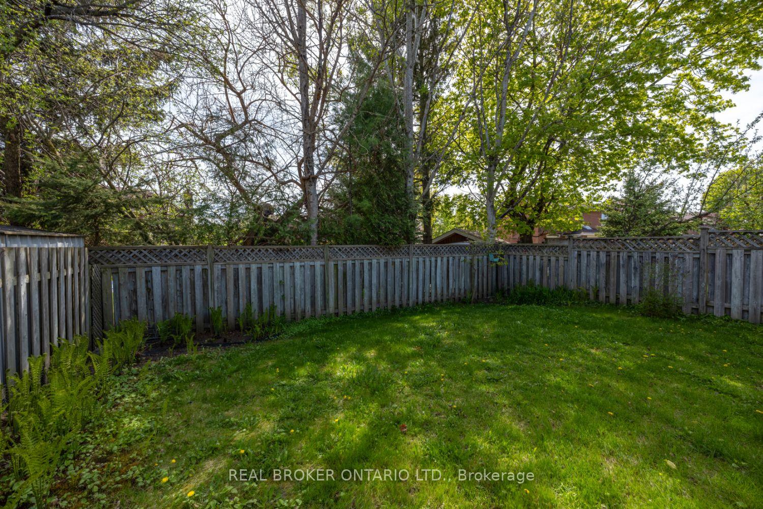 Photo 23 of 7 Kingsview Court, Clarington, Courtice — HOMEH