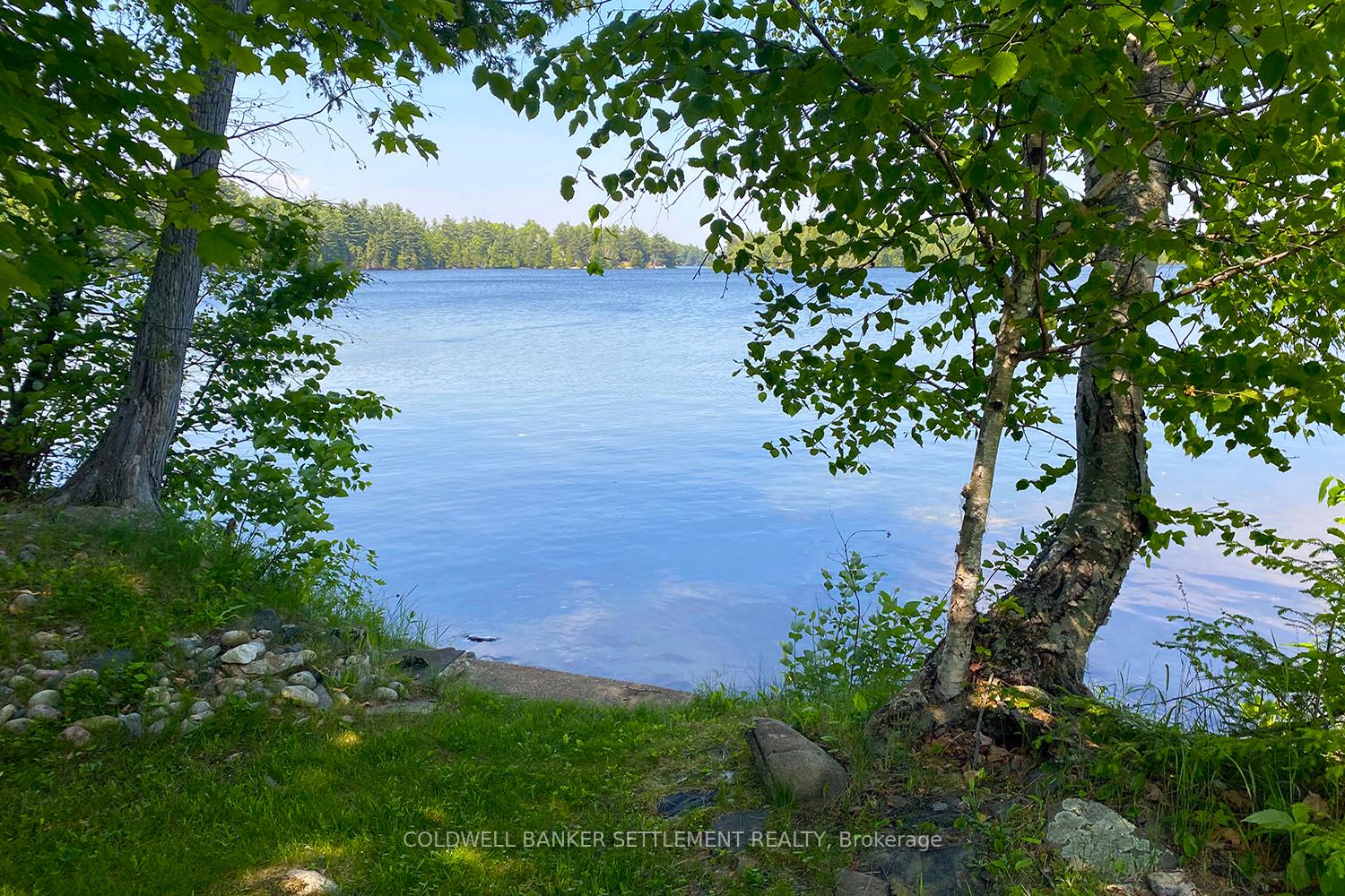 Photo 5 of 1072 Kippawa Point Lane, Frontenac, Frontenac Centre — HOMEH