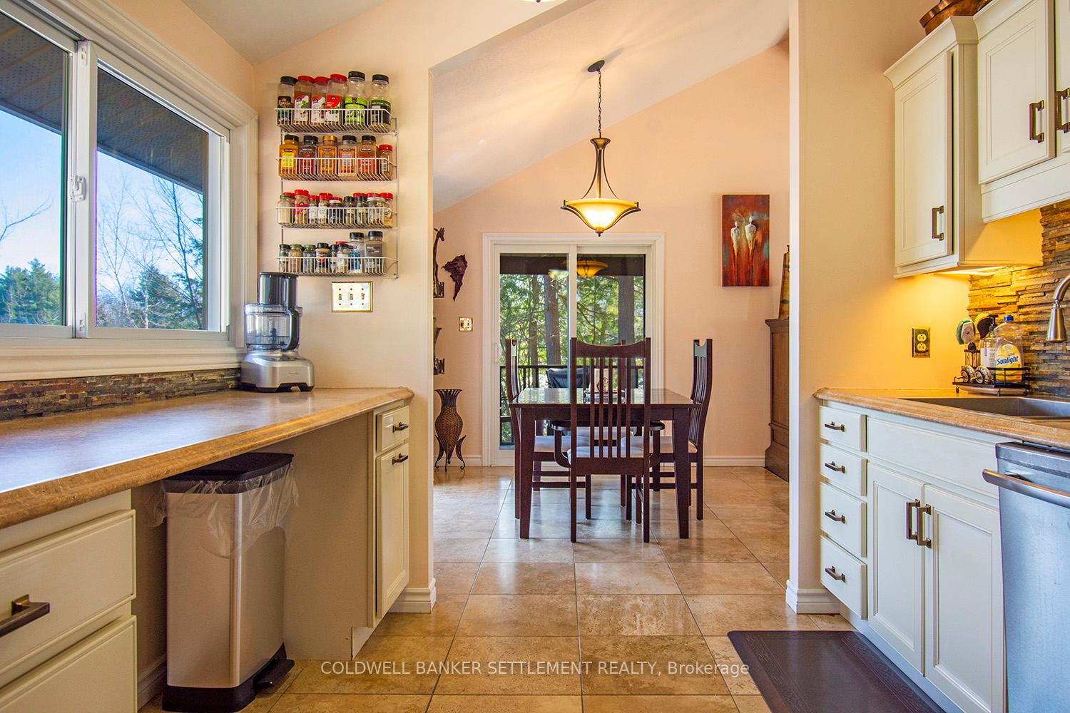 Photo 13 of 1072 Kippawa Point Lane, Frontenac, Frontenac Centre — HOMEH