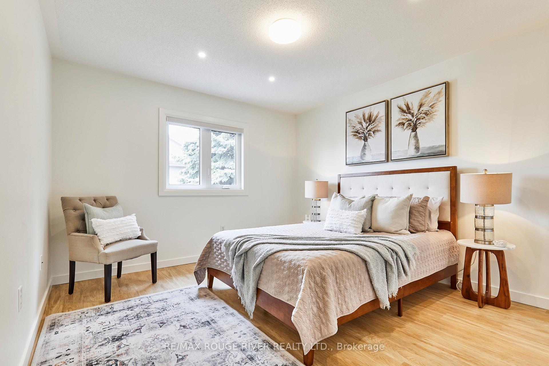 Photo 25 of 50 West Side Drive, Clarington, Bowmanville — HOMEH