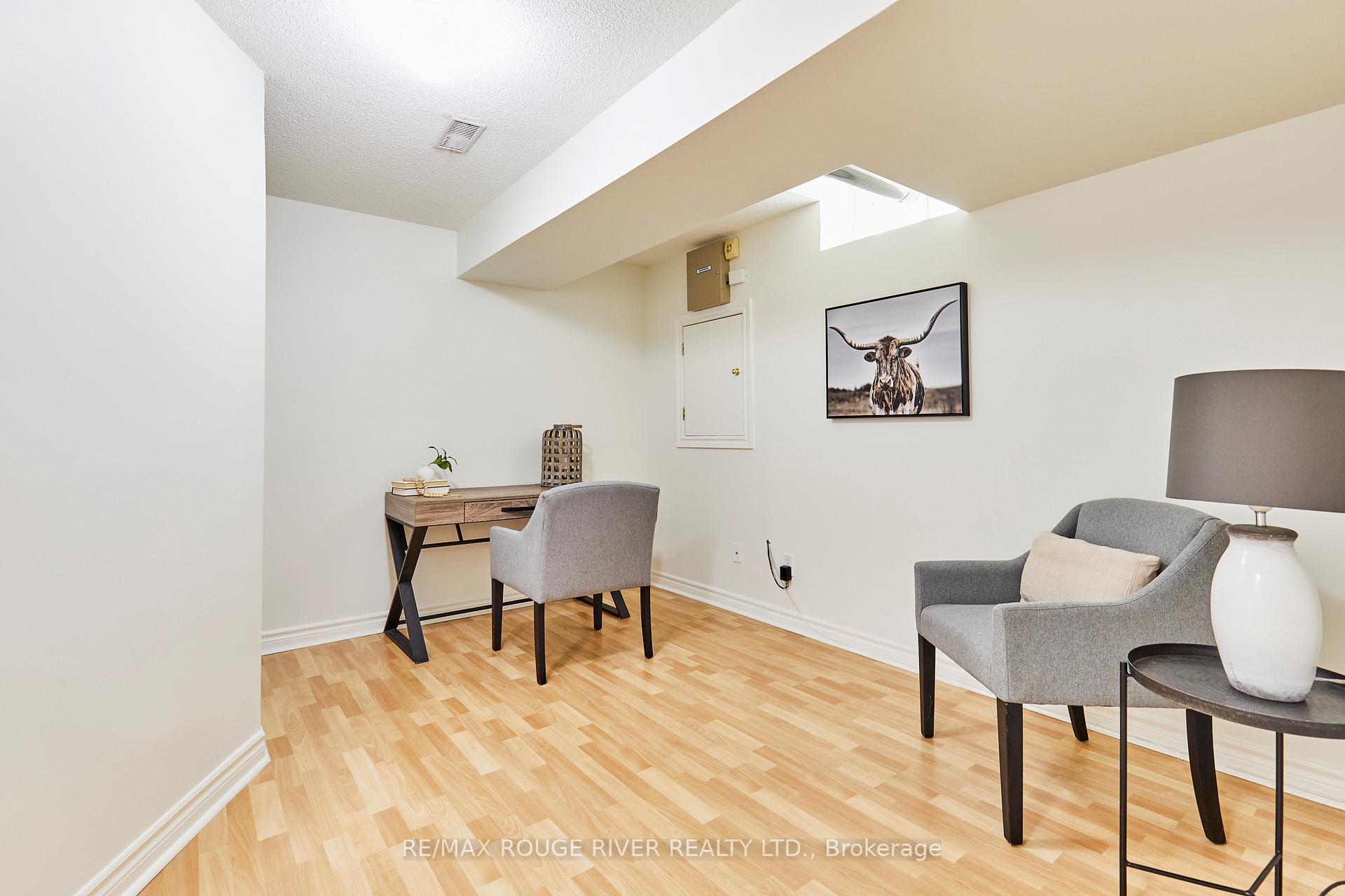Photo 31 of 50 West Side Drive, Clarington, Bowmanville — HOMEH