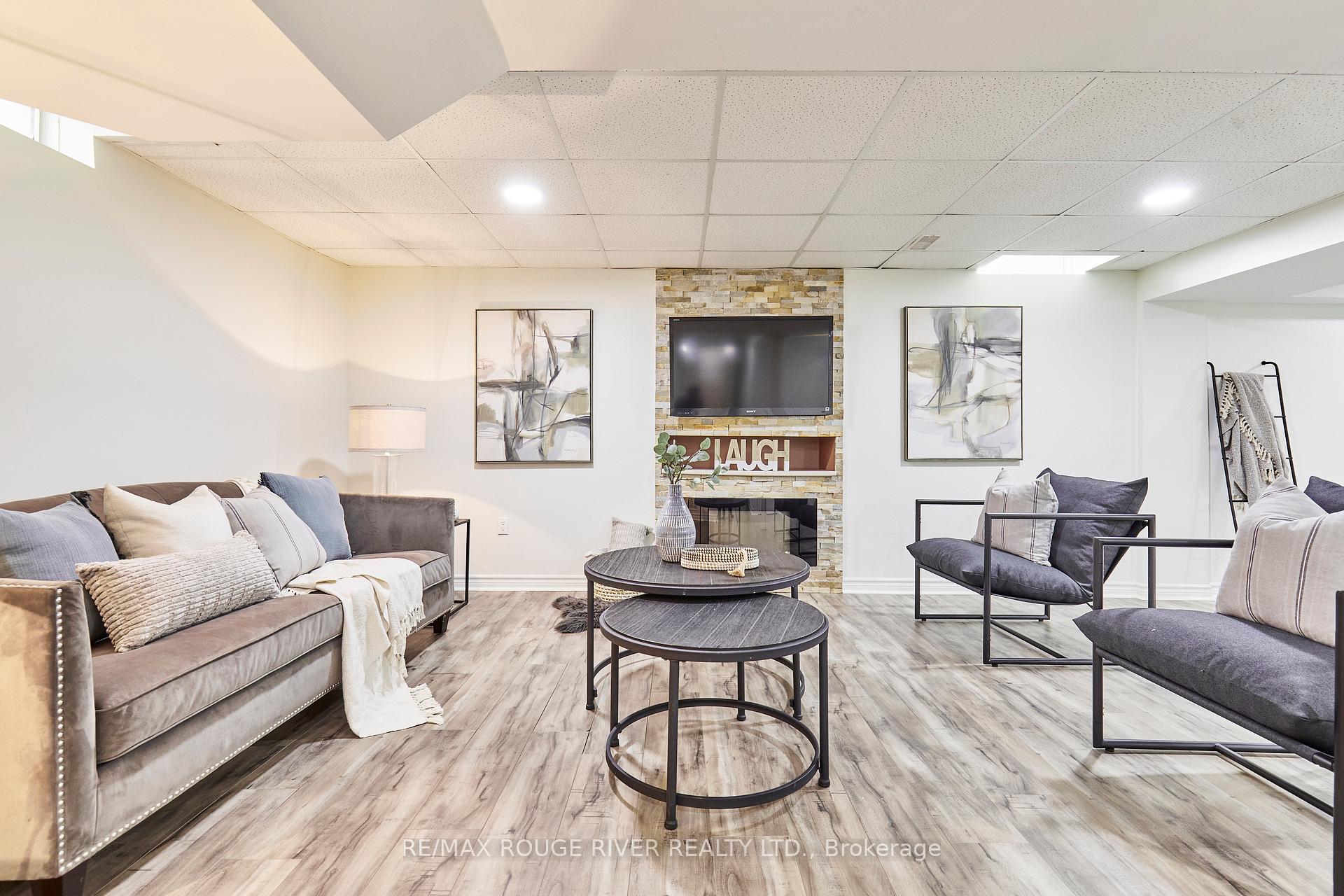 Photo 32 of 50 West Side Drive, Clarington, Bowmanville — HOMEH