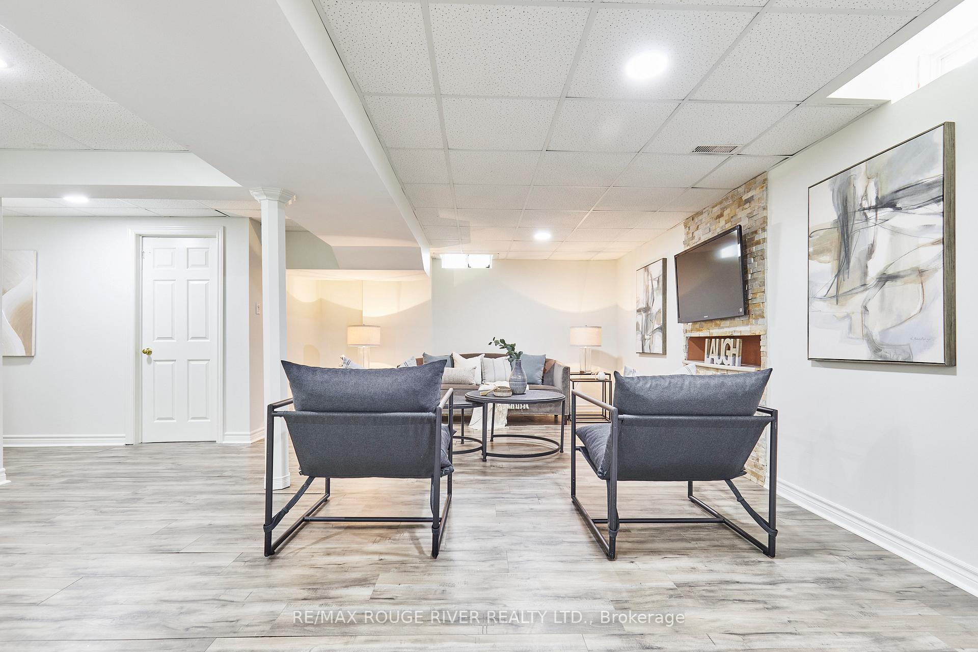 Photo 33 of 50 West Side Drive, Clarington, Bowmanville — HOMEH