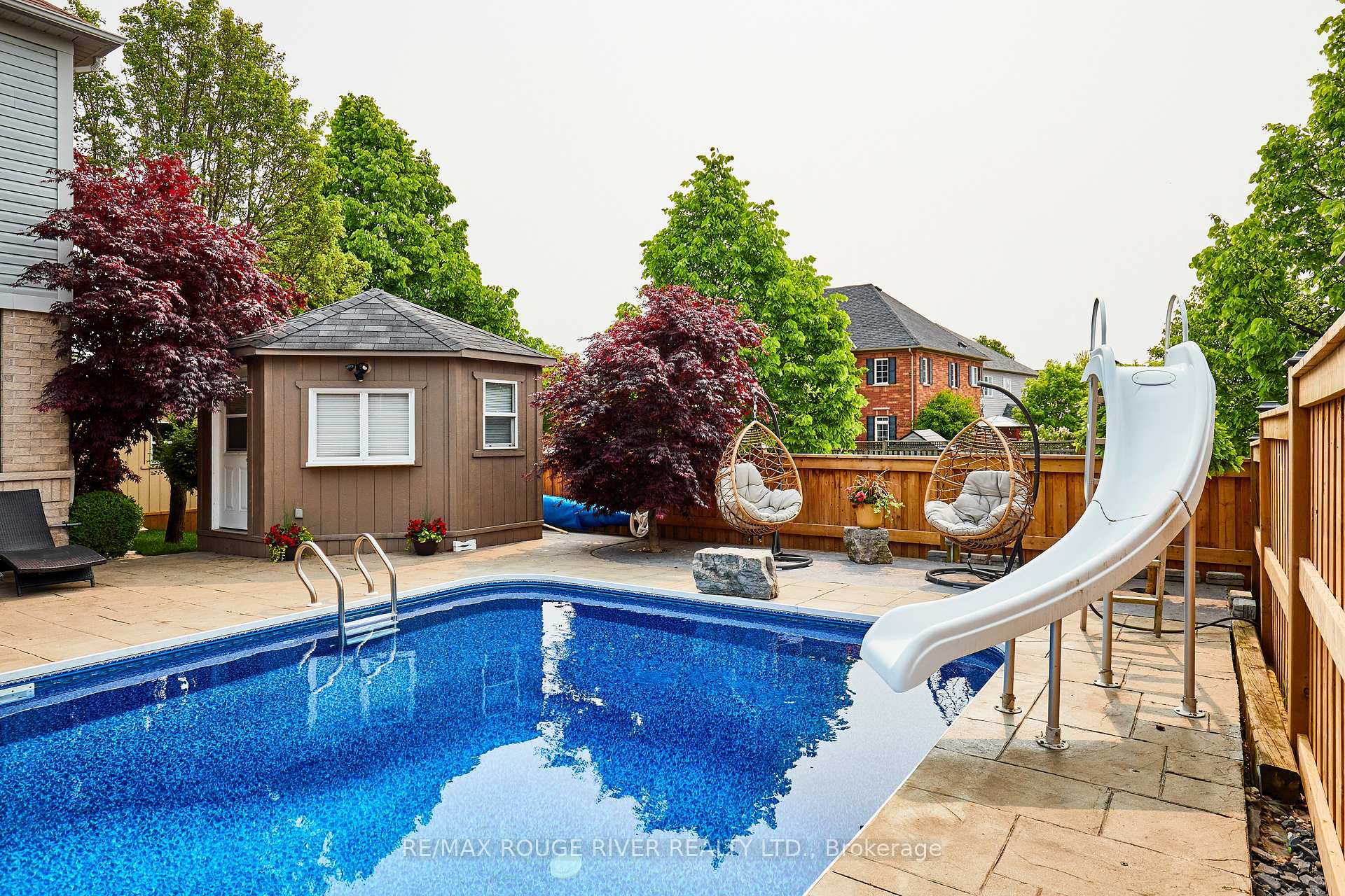 Photo 43 of 50 West Side Drive, Clarington, Bowmanville — HOMEH