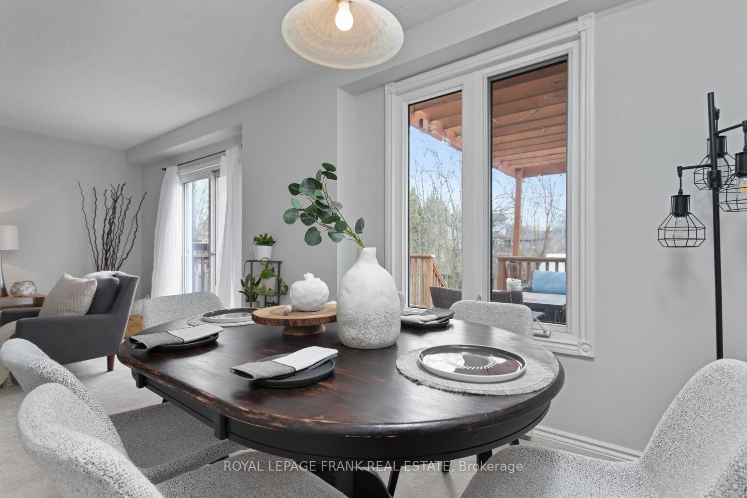 Photo 7 of 29 Hartsfield Drive, Clarington, Courtice — HOMEH