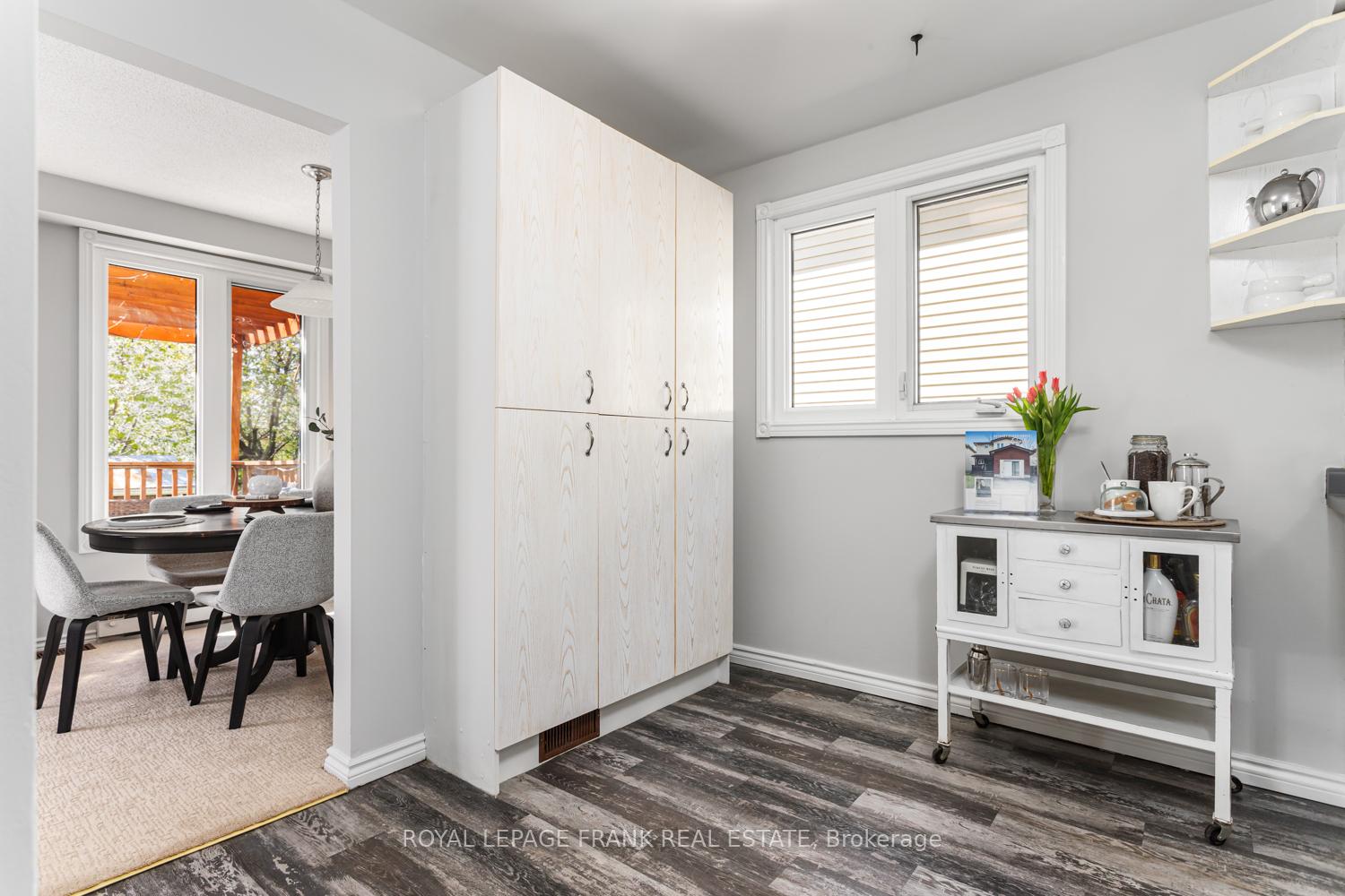 Photo 11 of 29 Hartsfield Drive, Clarington, Courtice — HOMEH
