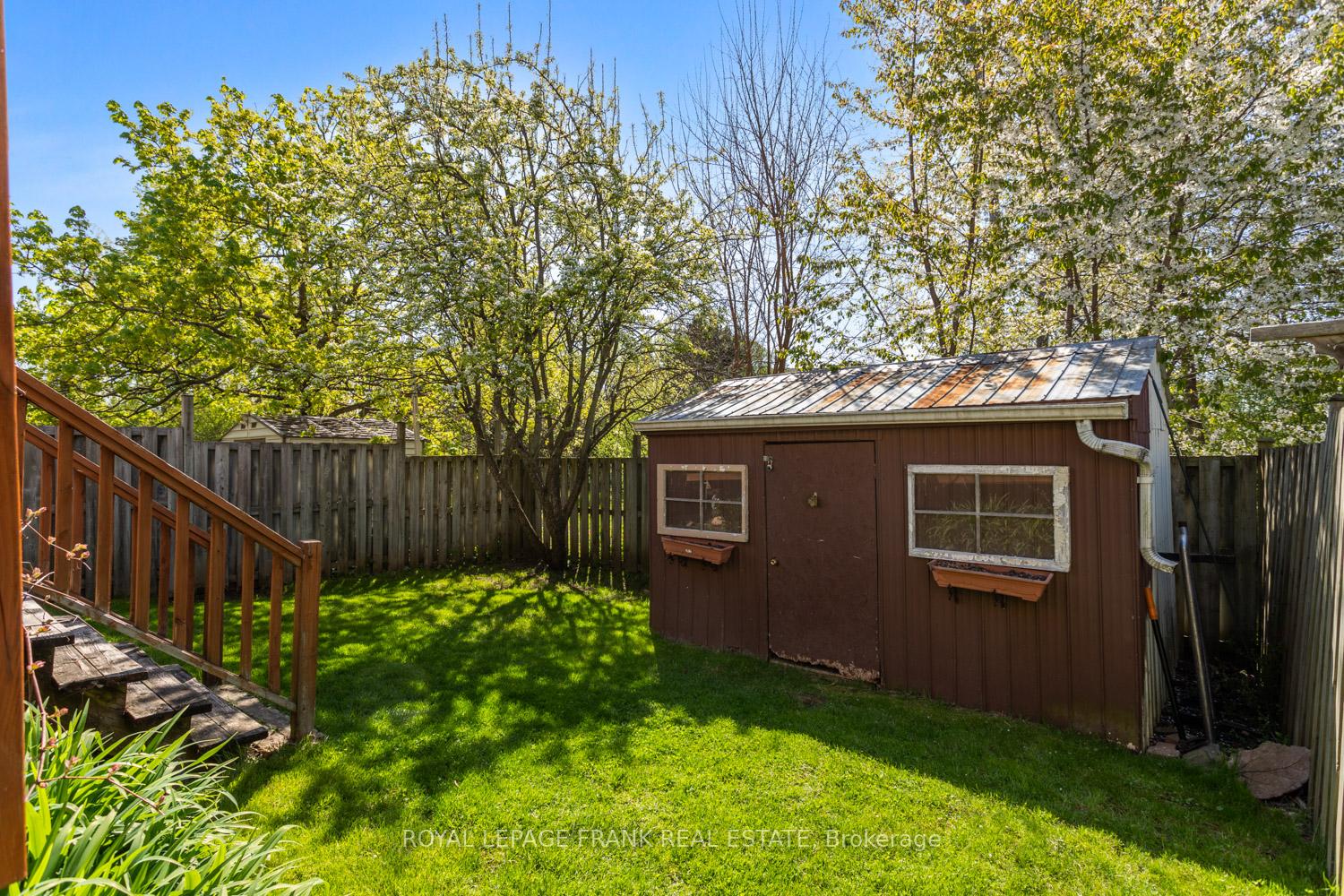Photo 21 of 29 Hartsfield Drive, Clarington, Courtice — HOMEH