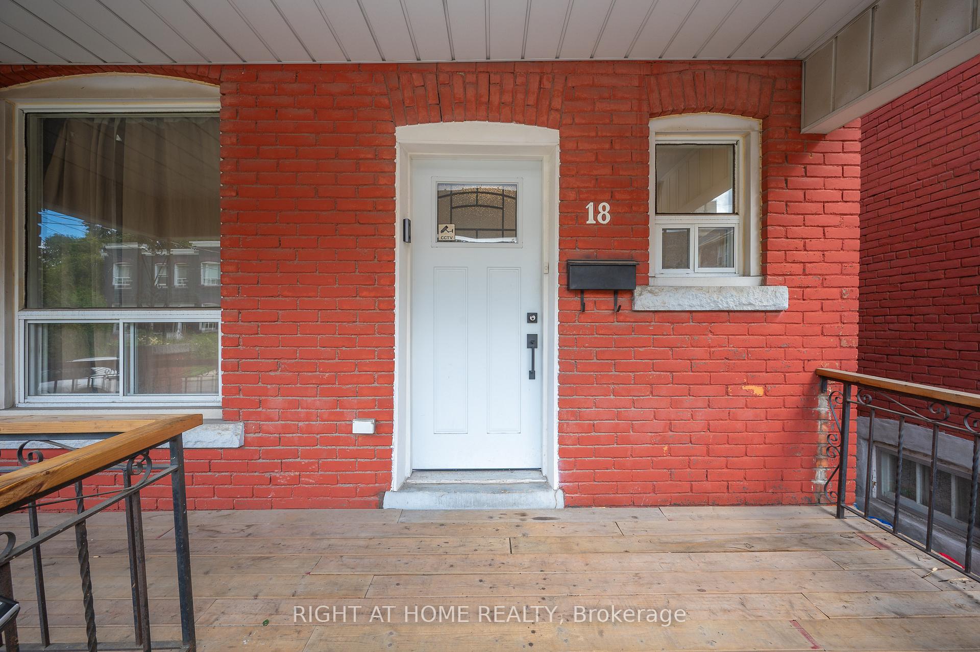 Photo 5 of 18 Huntley Street, Hamilton, Gibson — HOMEH