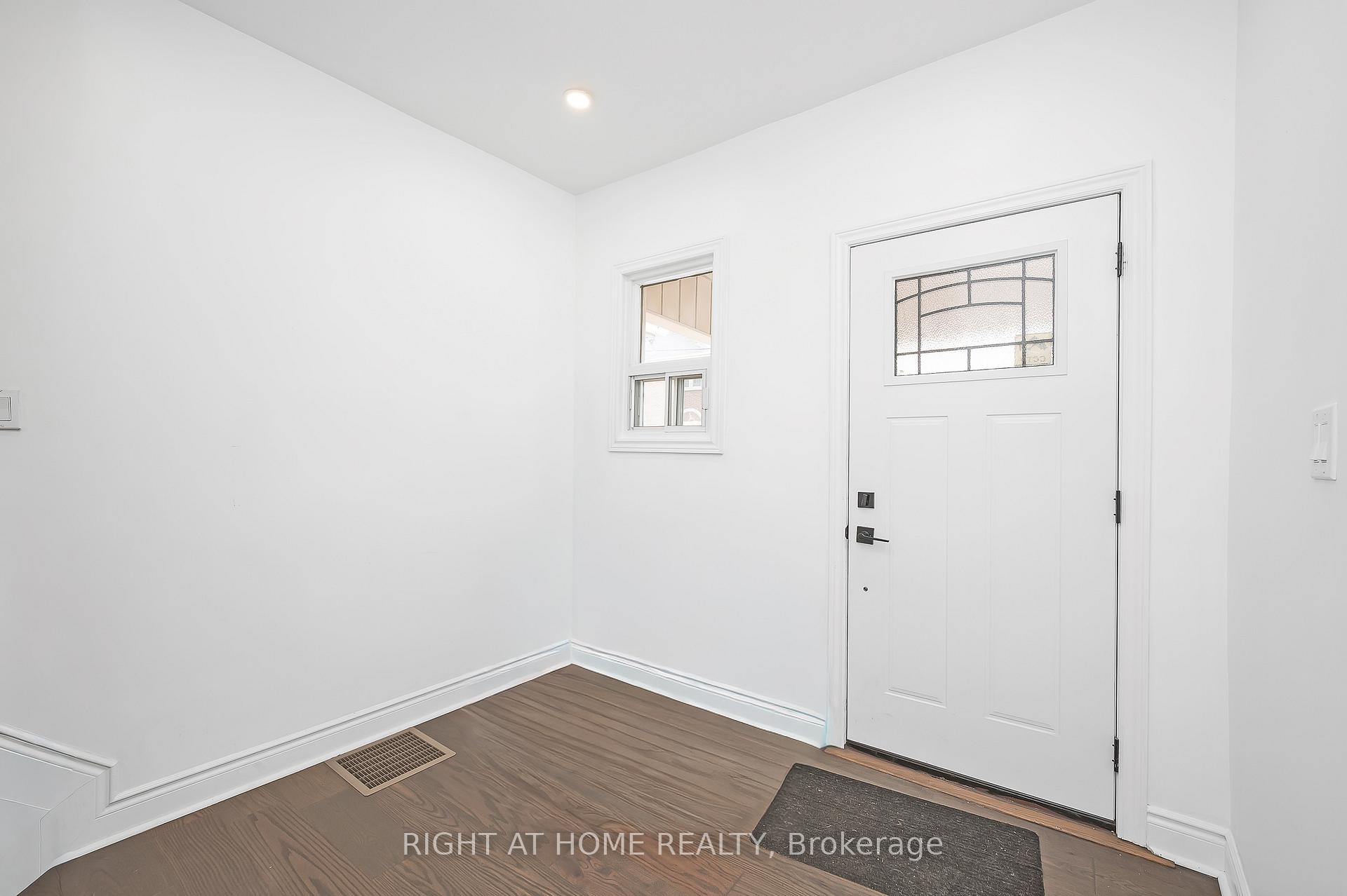 Photo 8 of 18 Huntley Street, Hamilton, Gibson — HOMEH