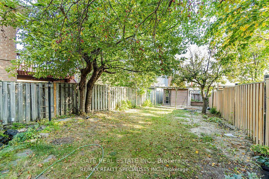 Photo 36 of 32 Panda Lane, Brampton, Northgate — HOMEH