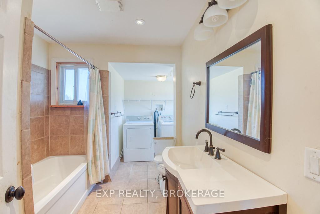 Photo 17 of 1272 Buck Bay Road, Frontenac, Frontenac South — HOMEH