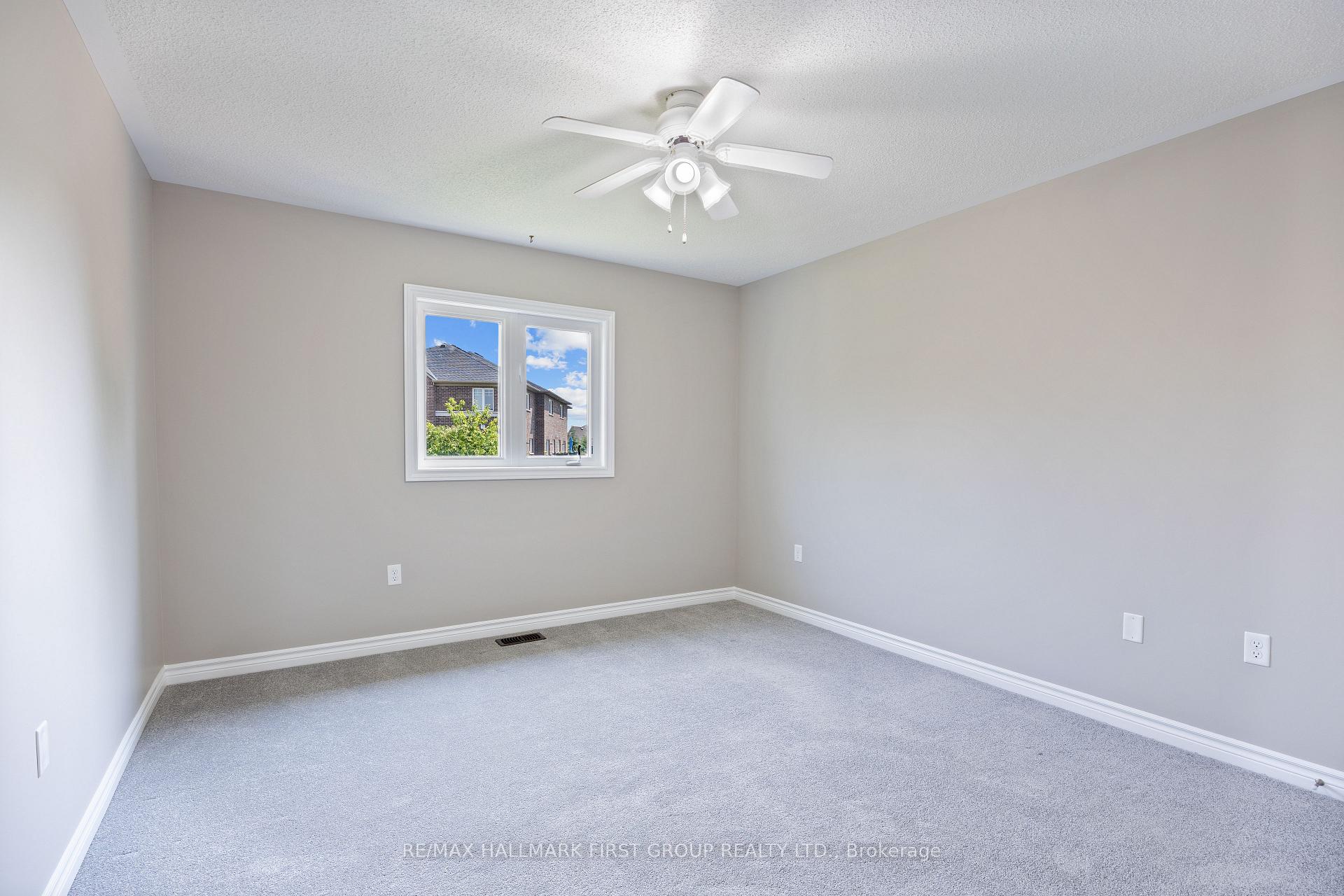 Photo 33 of 59 William Ingles Drive, Clarington, Courtice — HOMEH