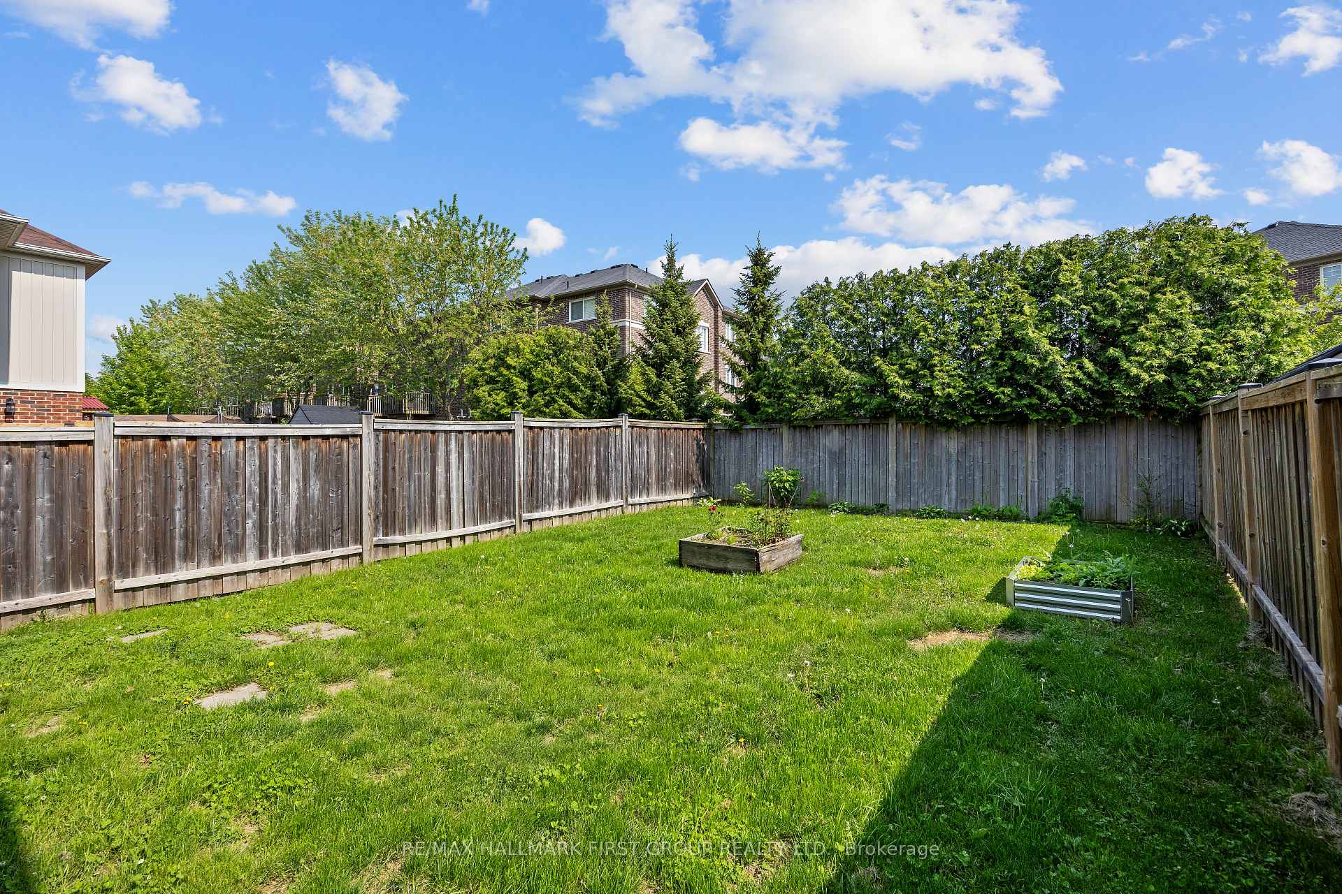 Photo 38 of 59 William Ingles Drive, Clarington, Courtice — HOMEH