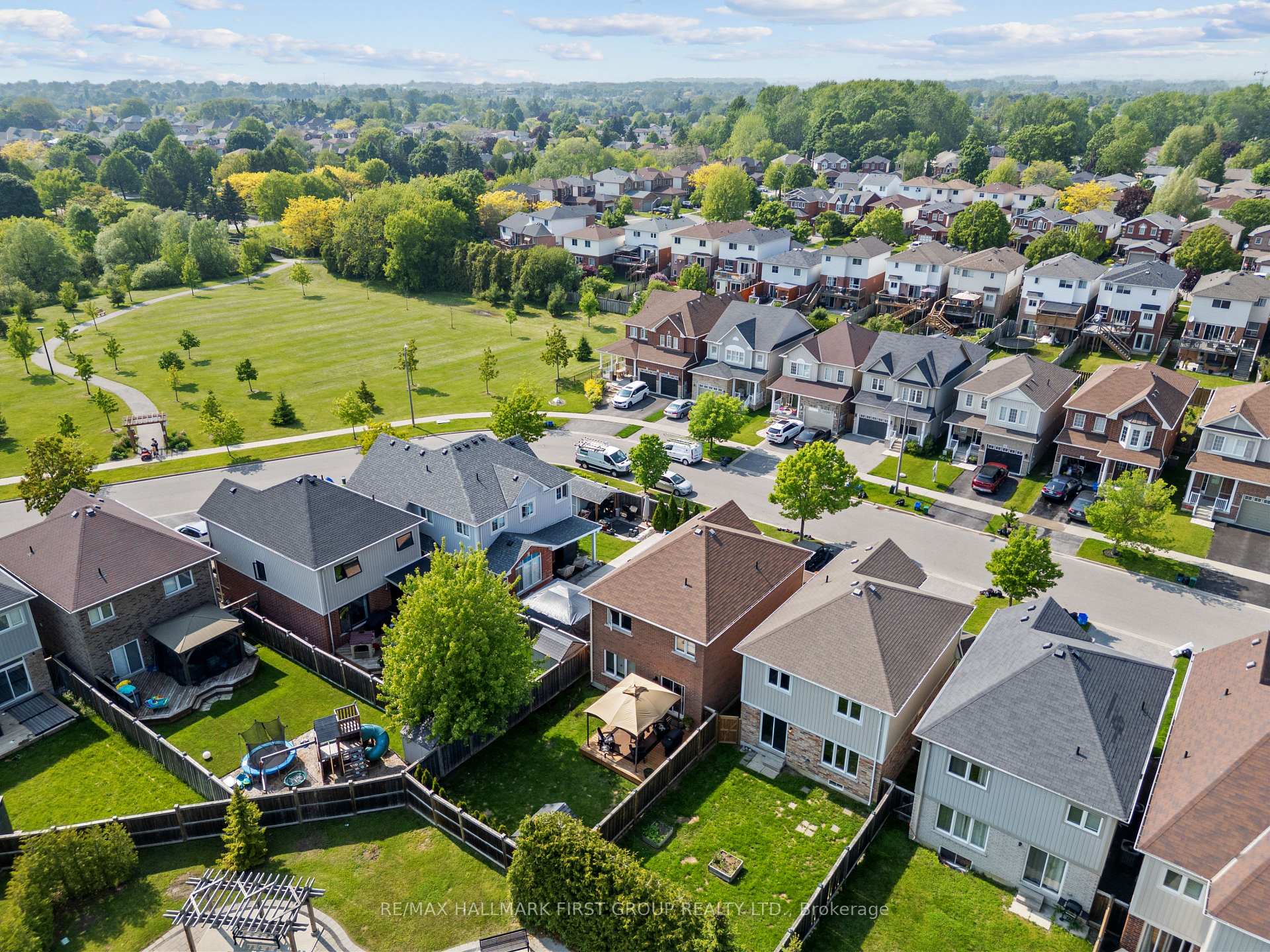 Photo 43 of 59 William Ingles Drive, Clarington, Courtice — HOMEH